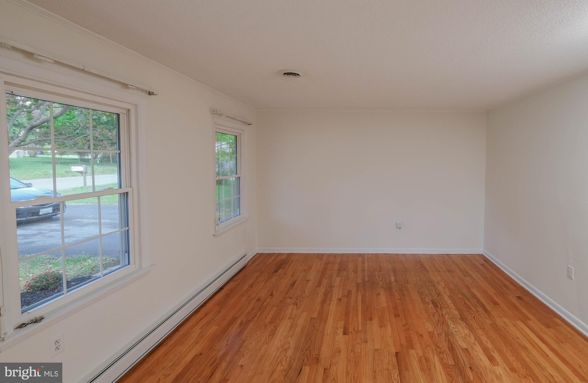 CHAPLINE'S CHOICE - Residential