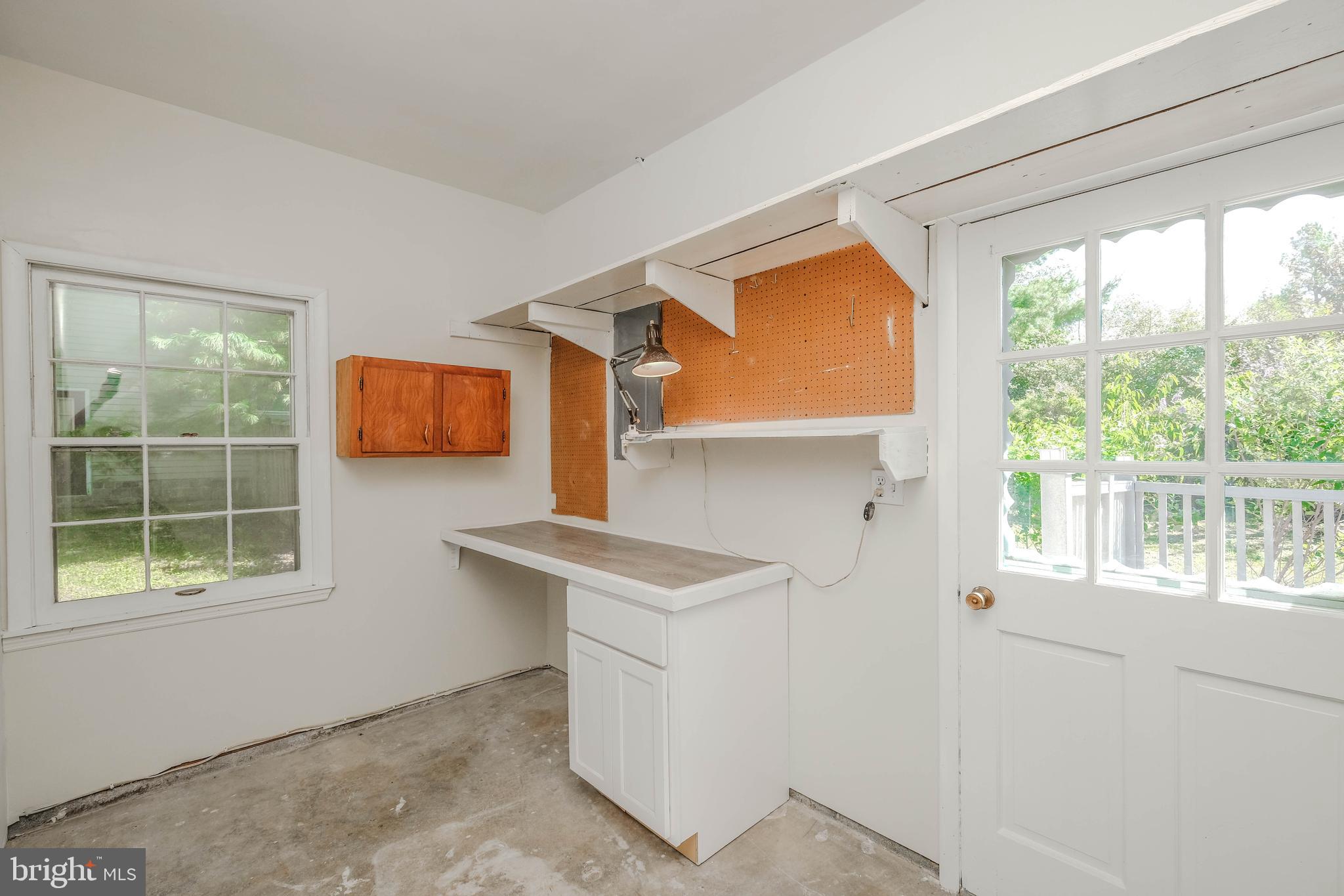 CHAPLINE'S CHOICE - Residential