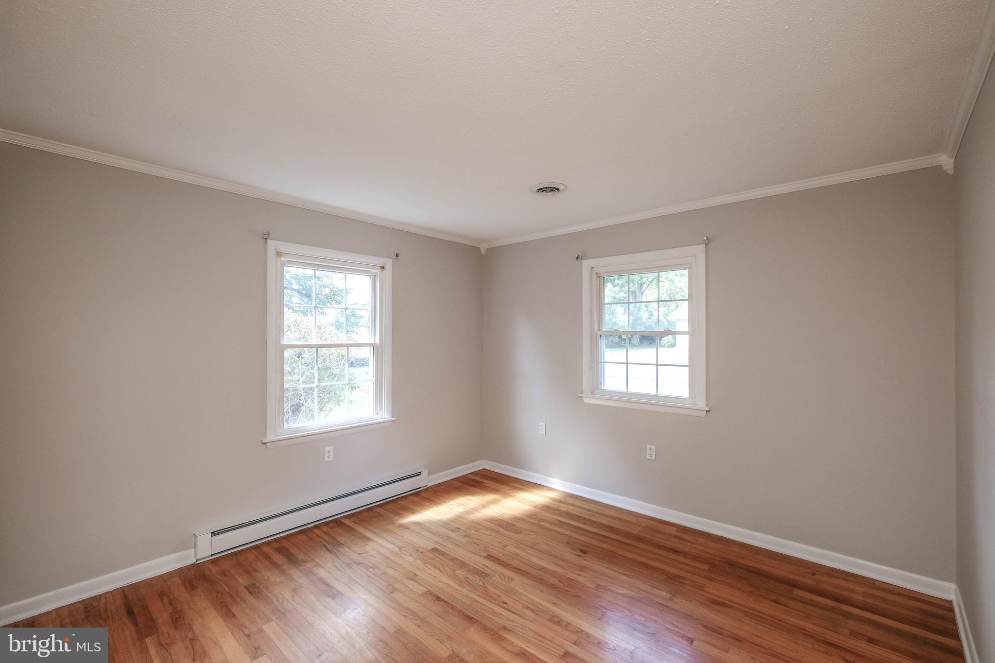 CHAPLINE'S CHOICE - Residential