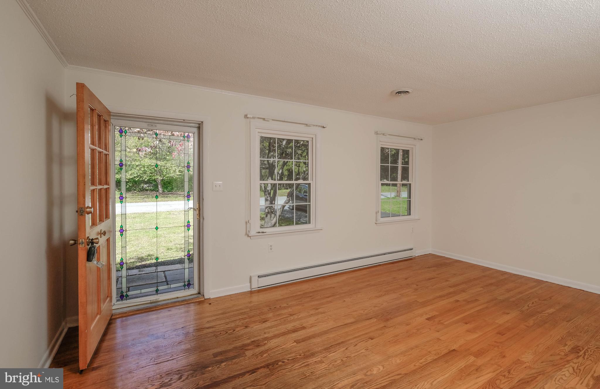 CHAPLINE'S CHOICE - Residential