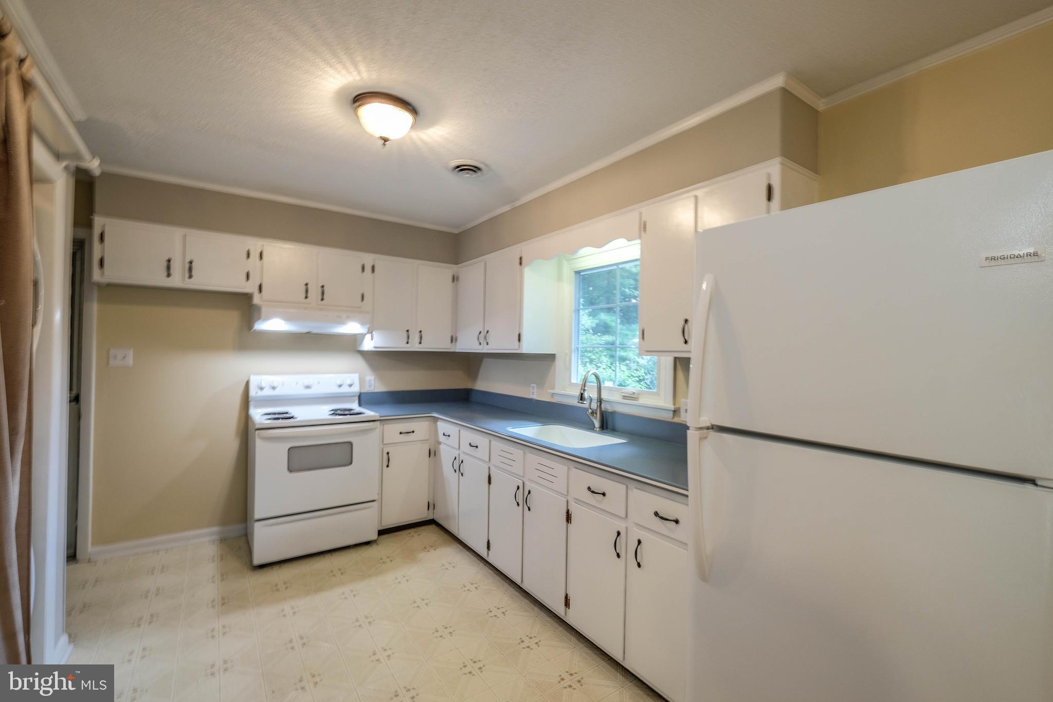 CHAPLINE'S CHOICE - Residential