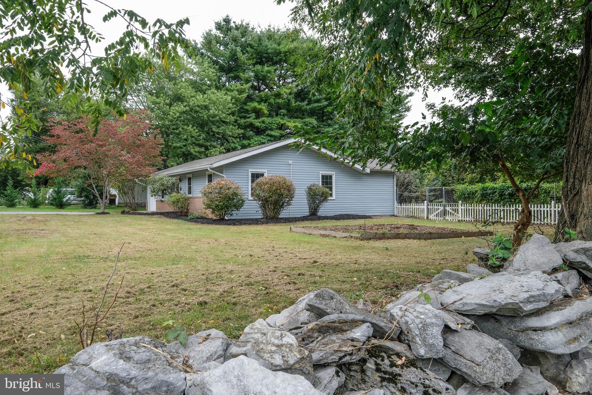 CHAPLINE'S CHOICE - Residential