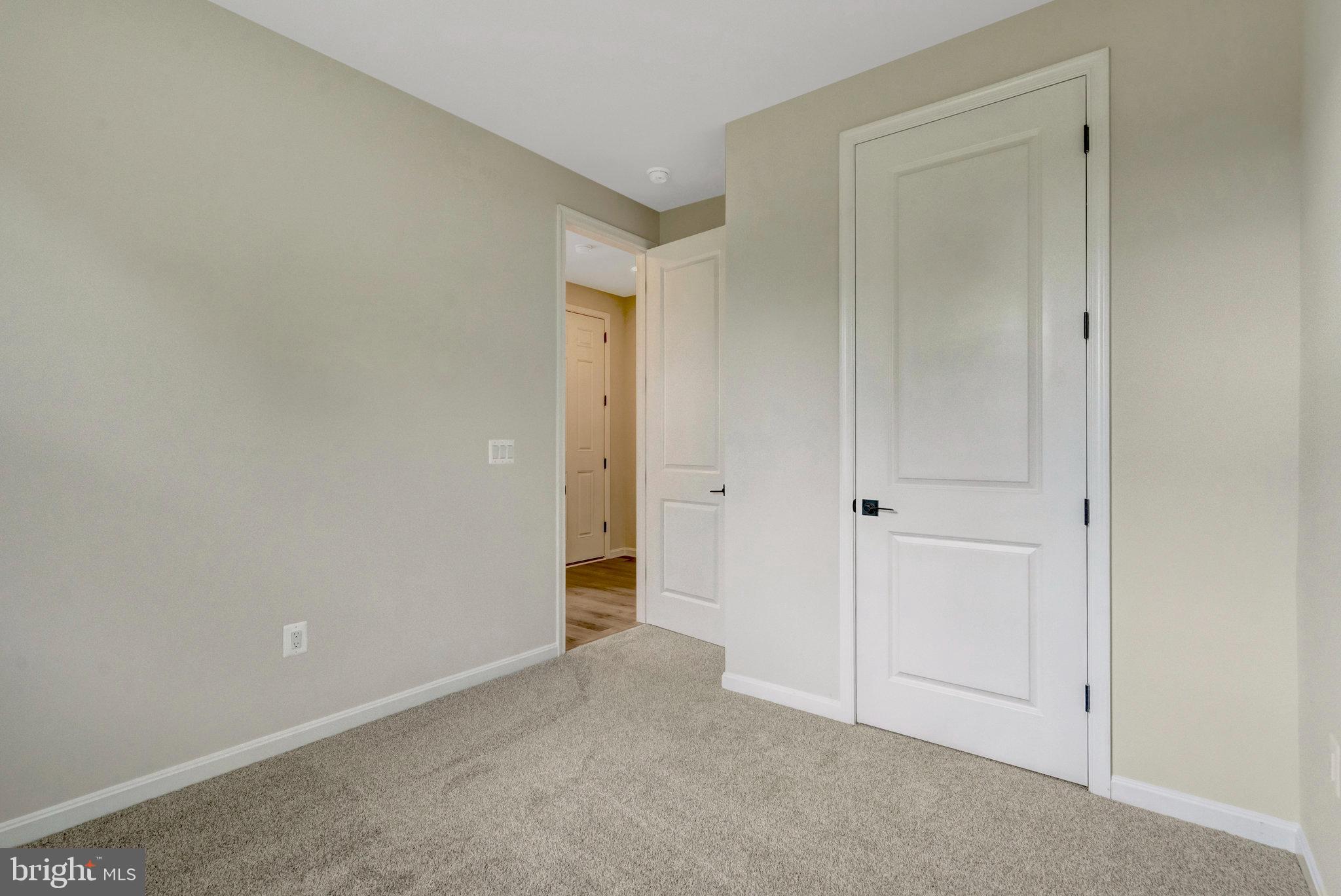 MIDDLETOWN - Residential