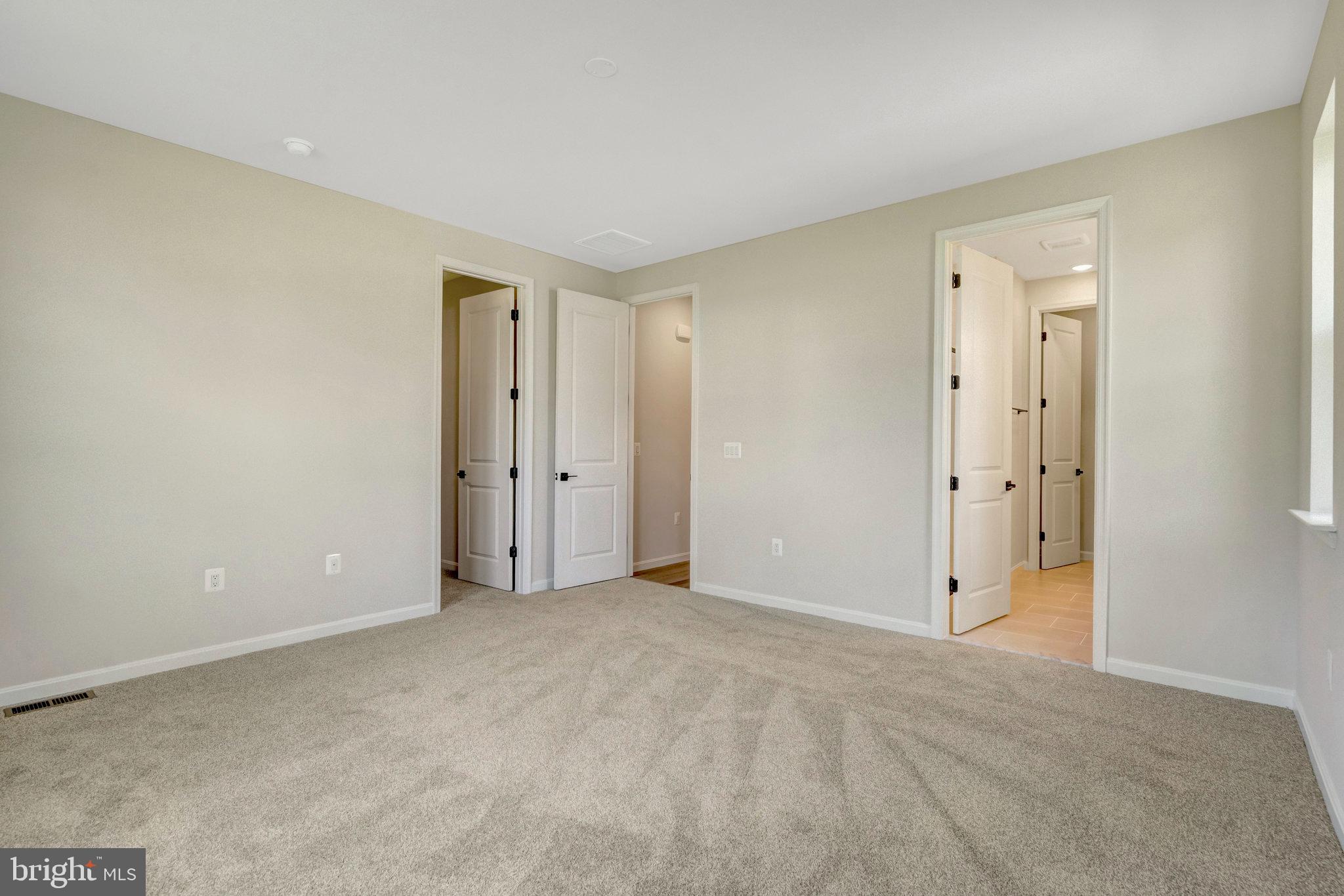 MIDDLETOWN - Residential