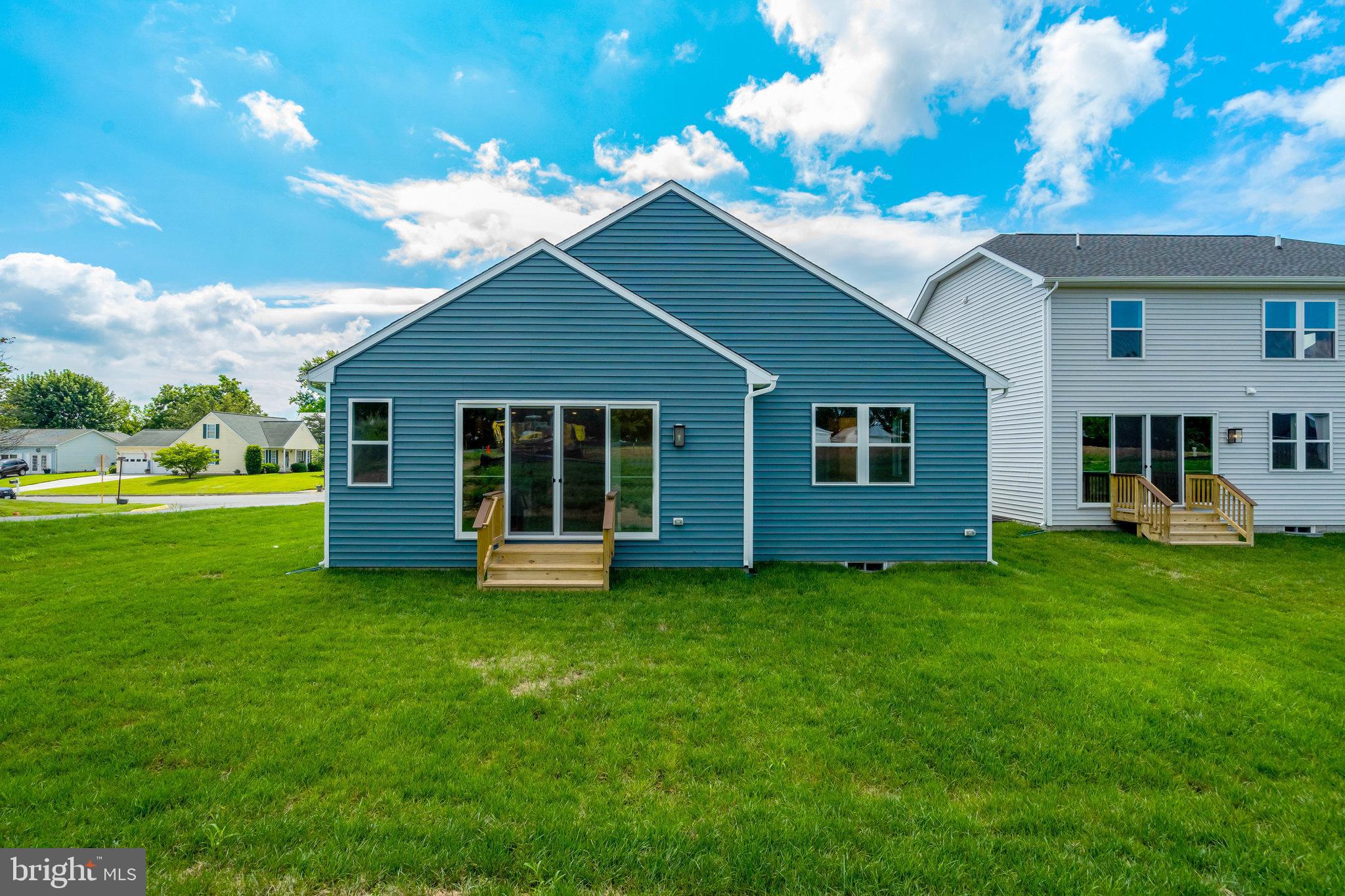 MIDDLETOWN - Residential