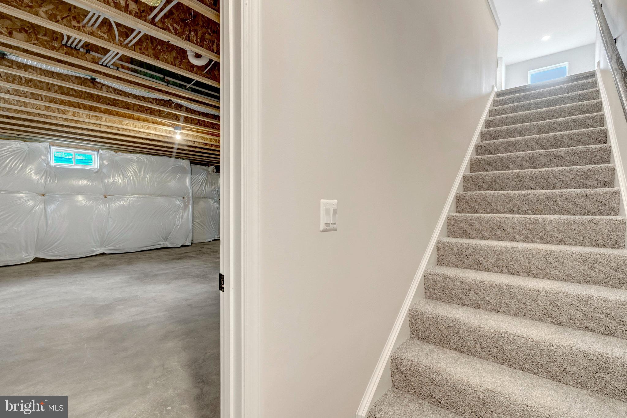 MIDDLETOWN - Residential