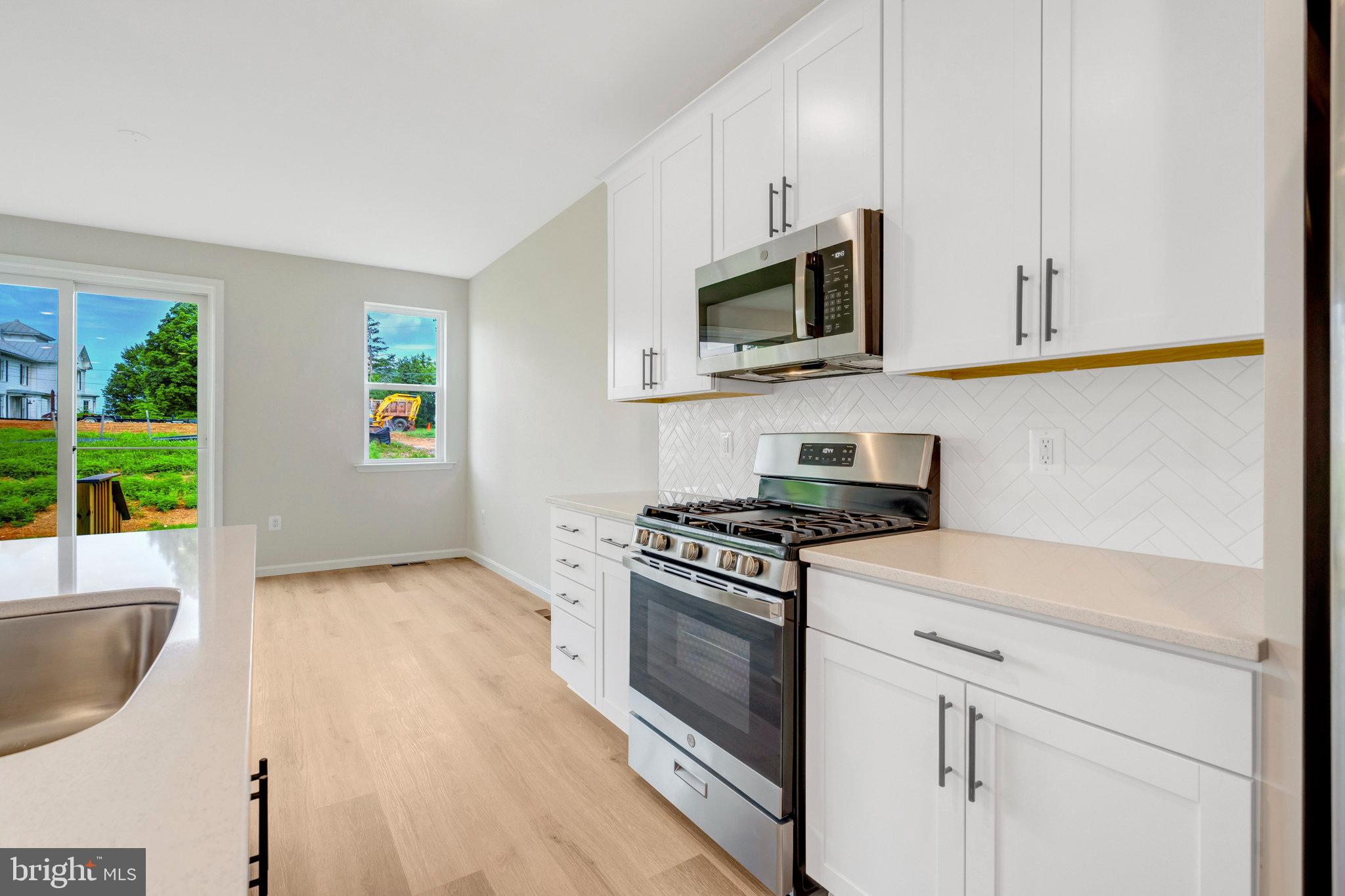 MIDDLETOWN - Residential