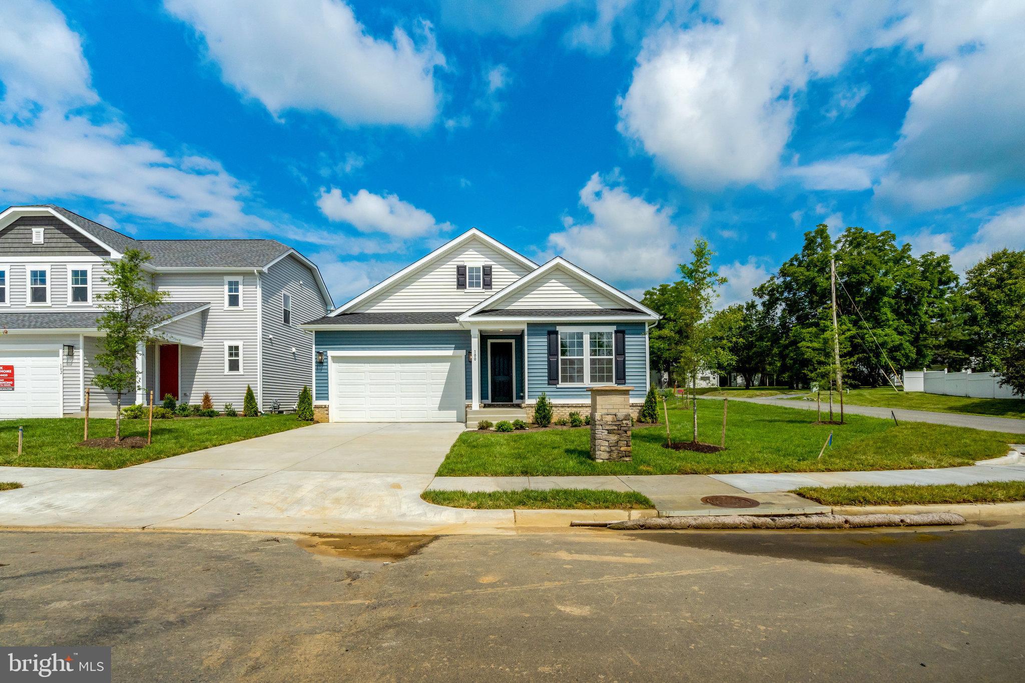 MIDDLETOWN - Residential