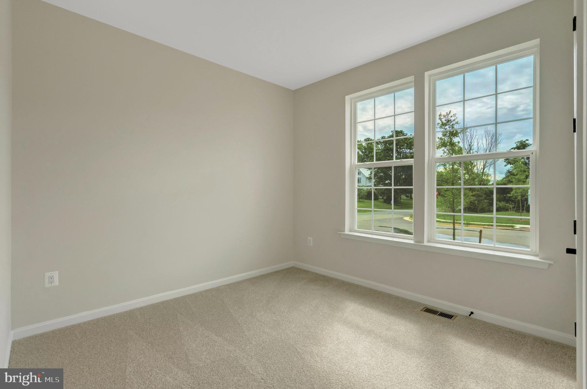 MIDDLETOWN - Residential