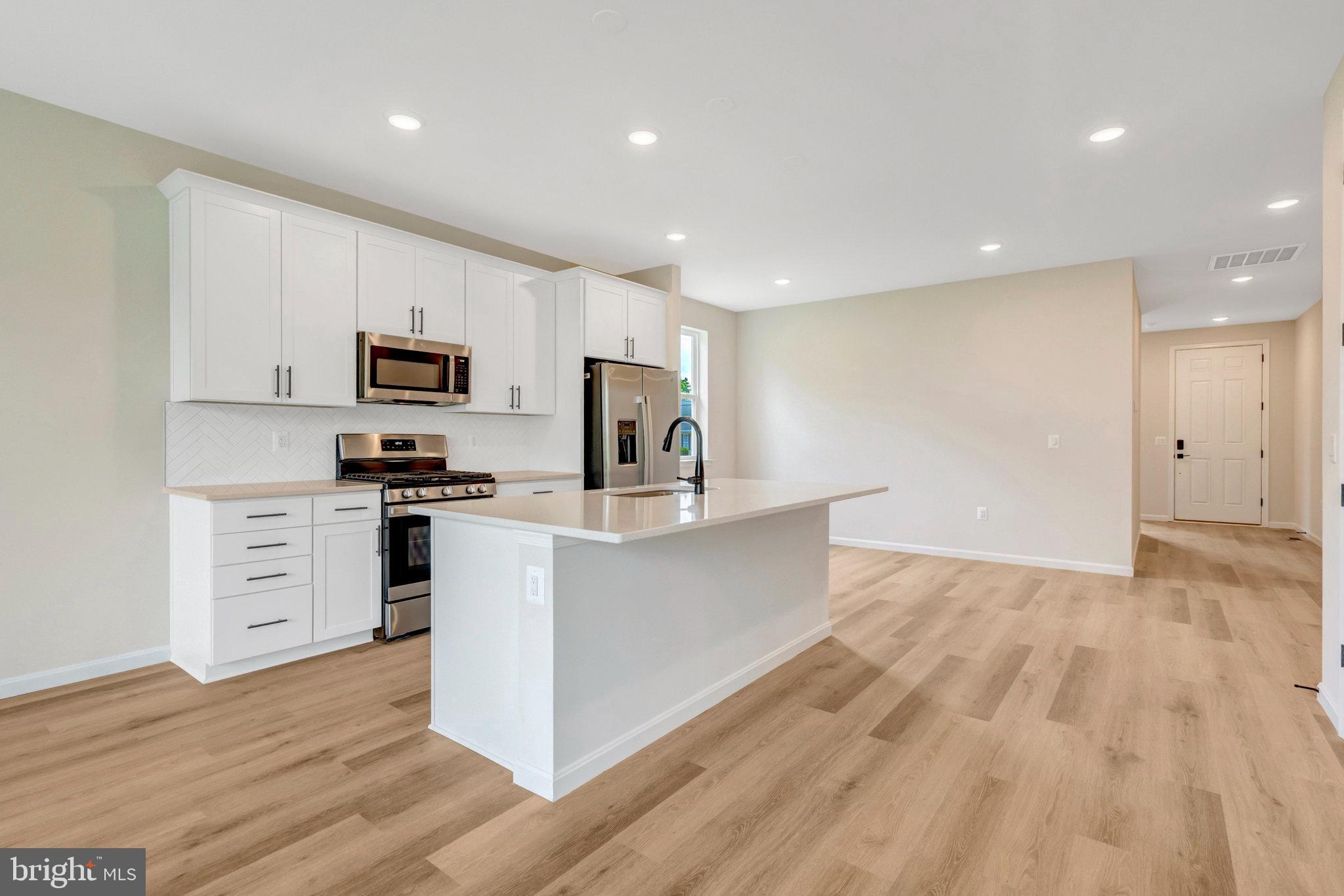 MIDDLETOWN - Residential