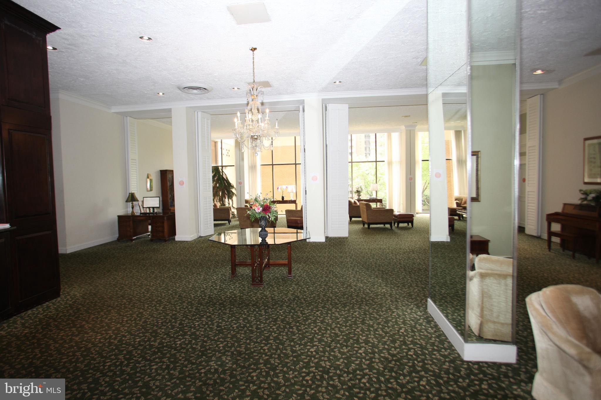 TOWERS IN WESTCHESTER PARK - Residential