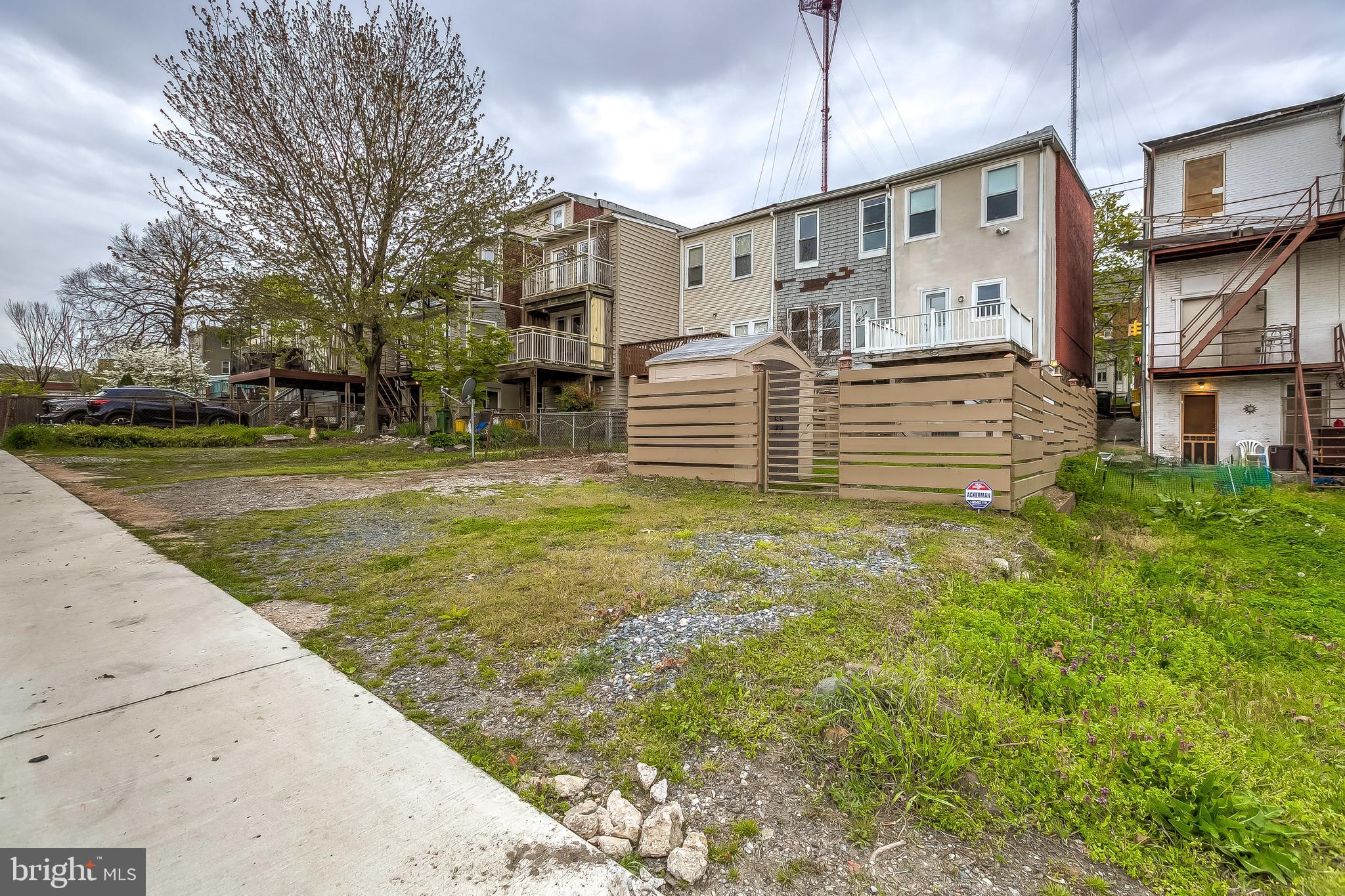 WOODBERRY - Residential