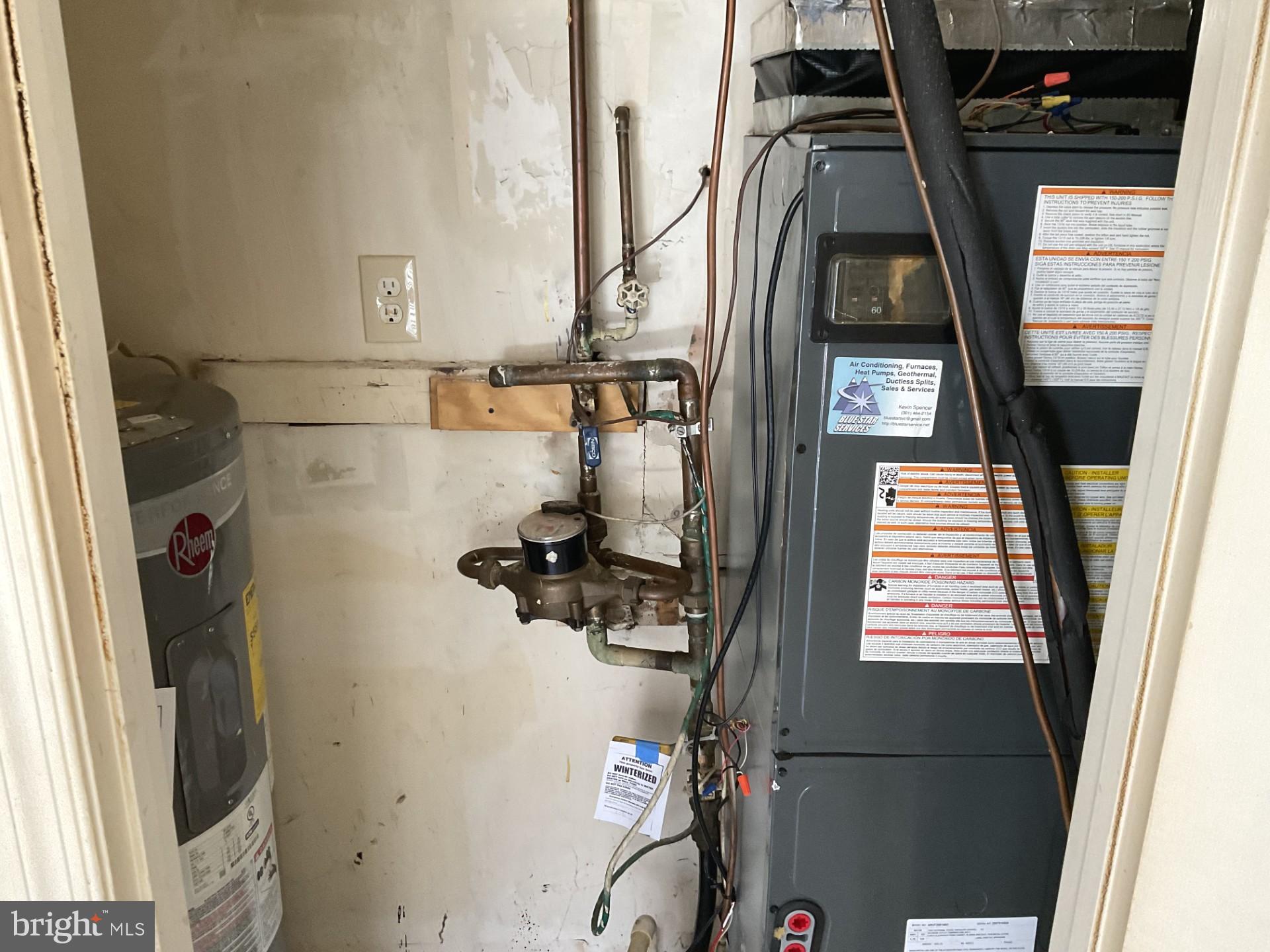 CAPITAL VIEW TOWNHOUSES - Residential