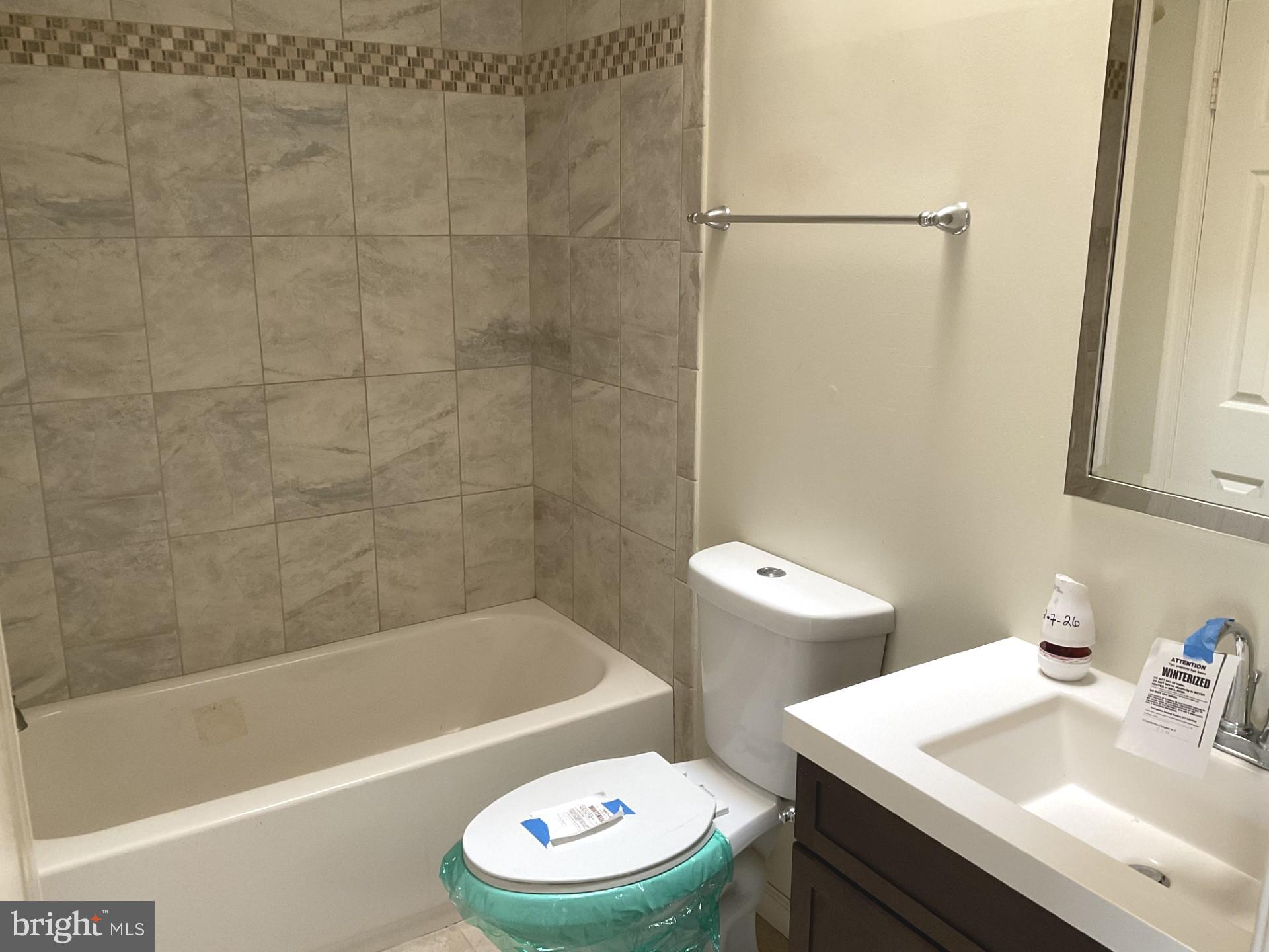 CAPITAL VIEW TOWNHOUSES - Residential