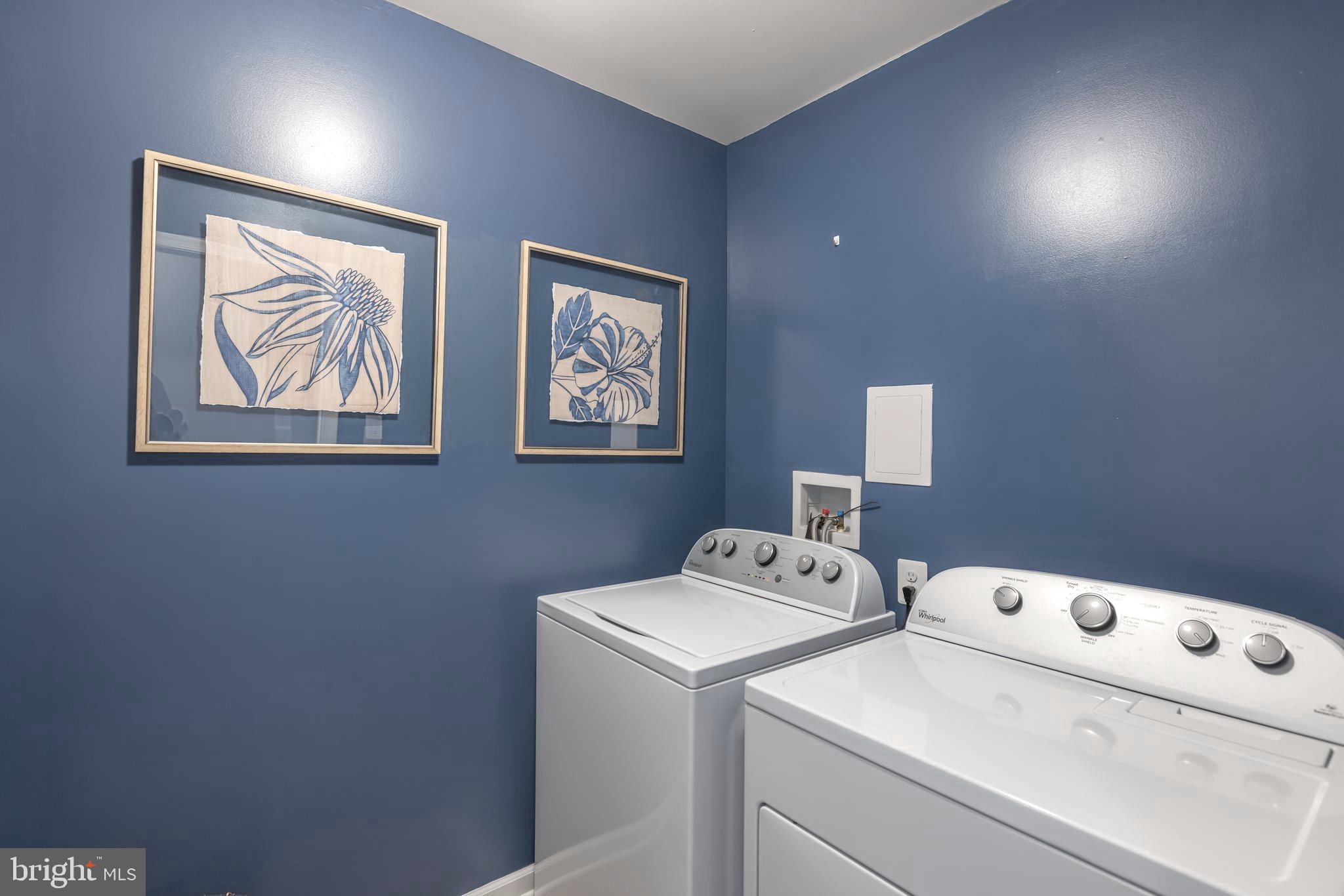 LINTON AT BALLENGER - Residential