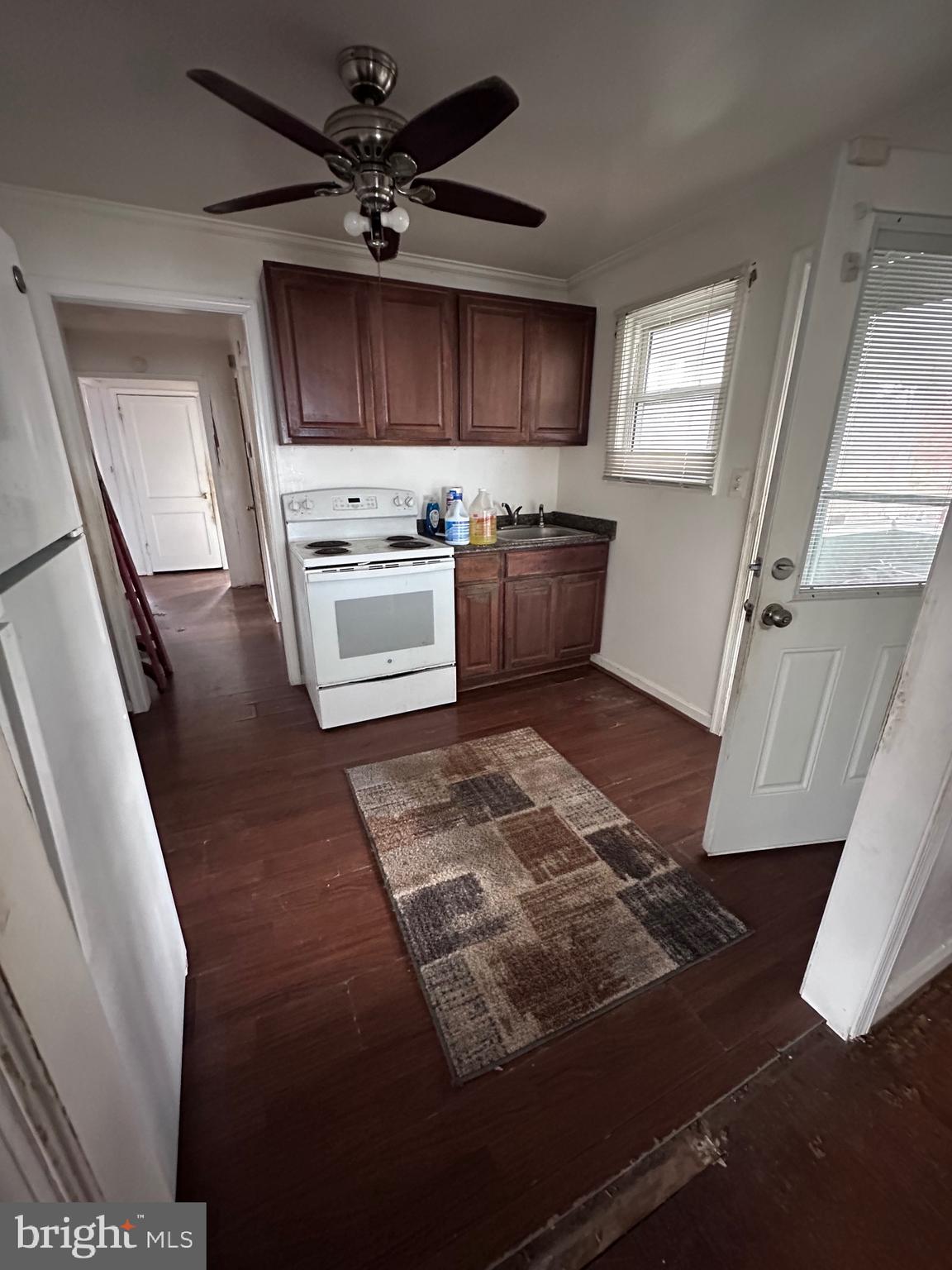 REGULARS - Residential