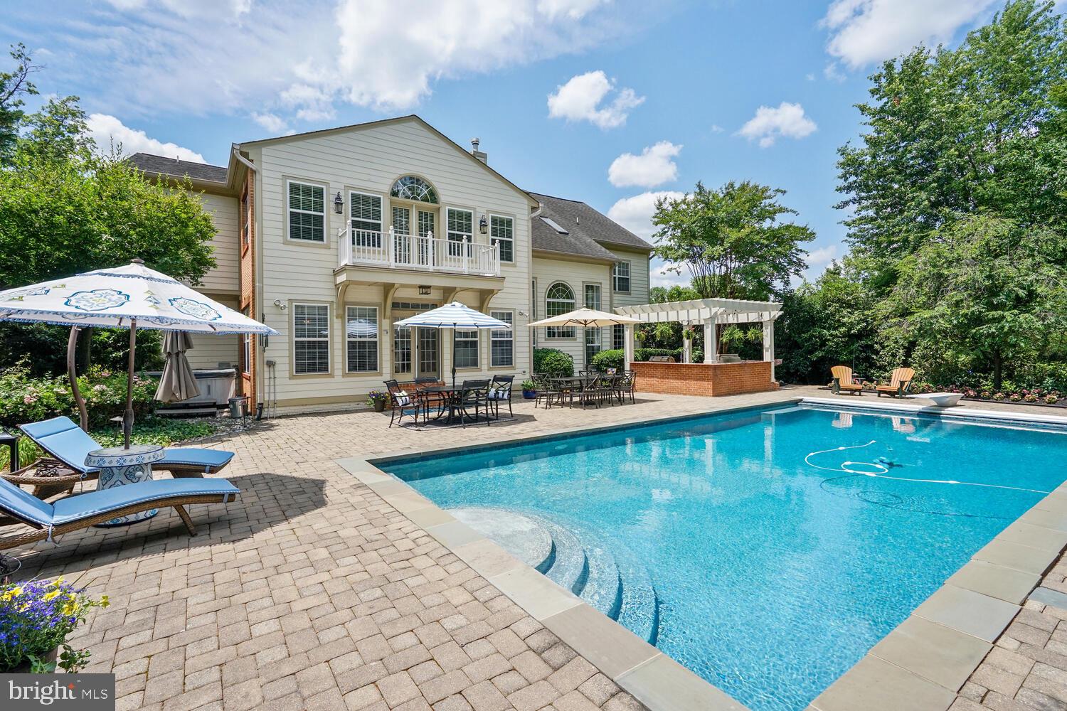 NORTHWEST - Residential