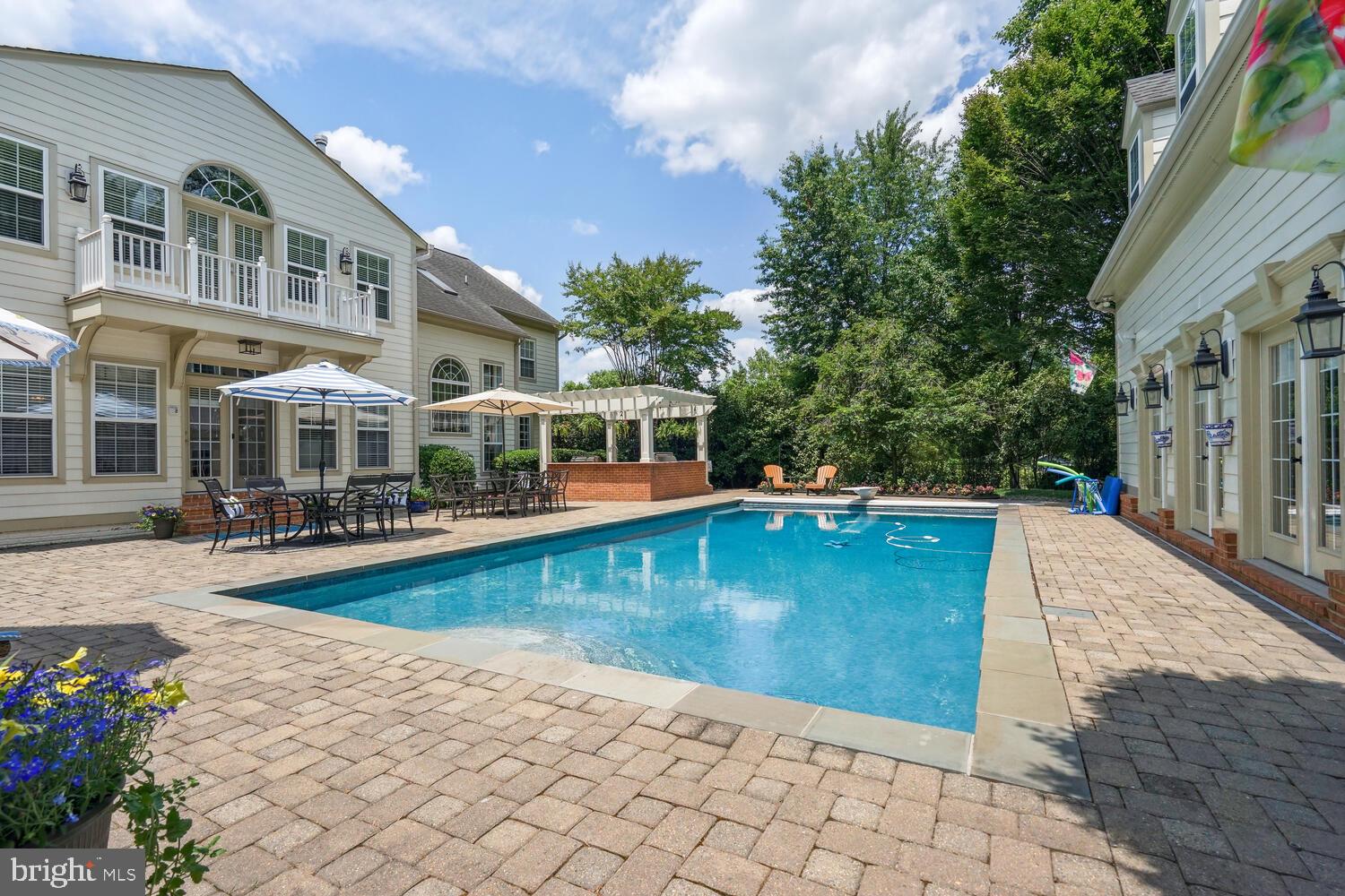 NORTHWEST - Residential