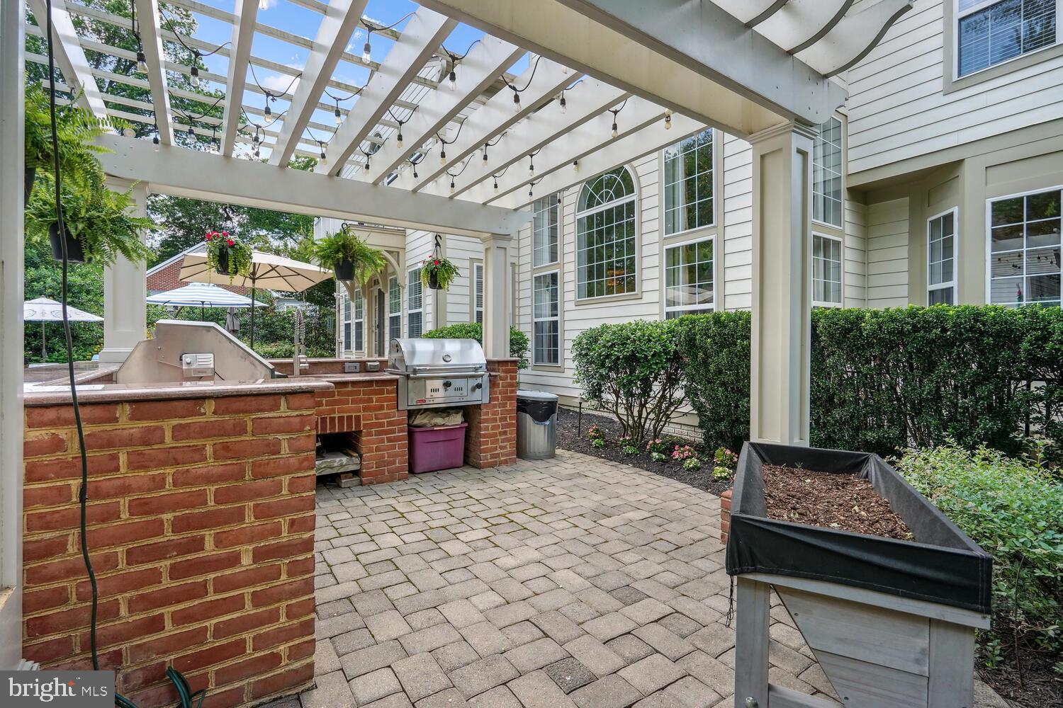 NORTHWEST - Residential