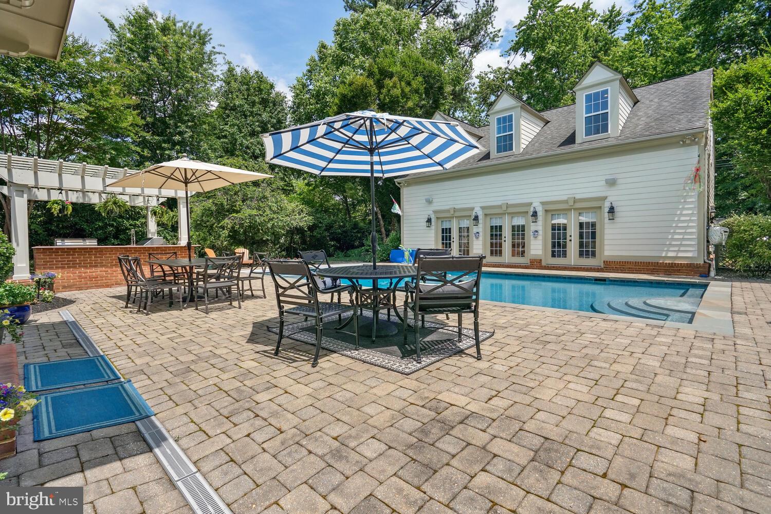 NORTHWEST - Residential