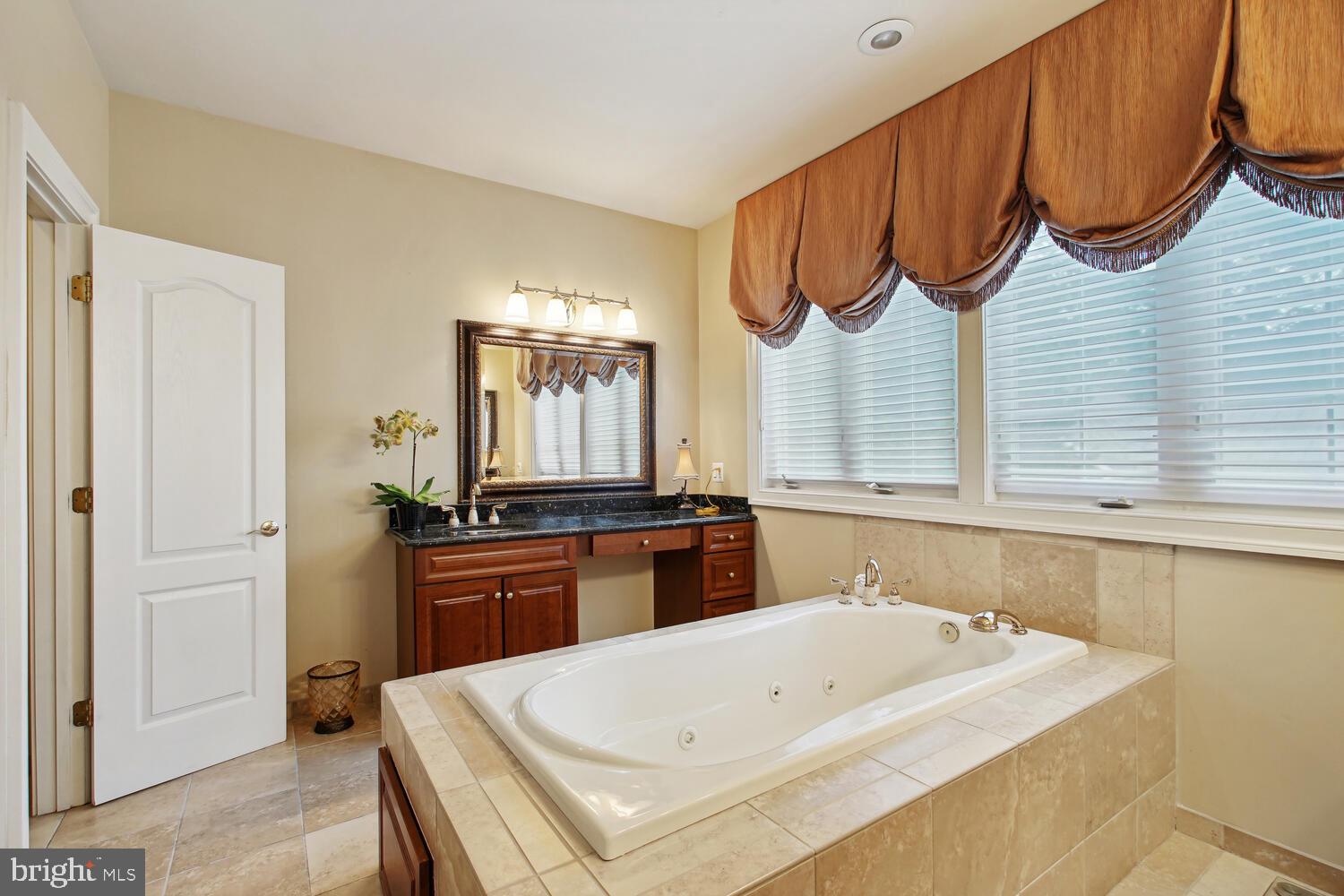 NORTHWEST - Residential