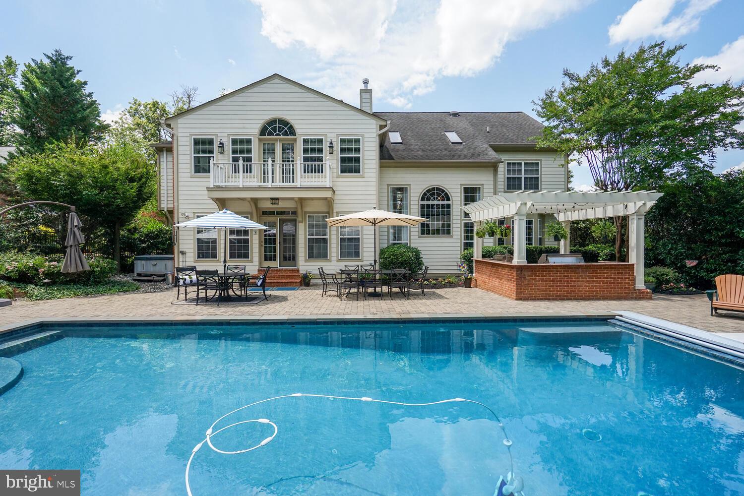 NORTHWEST - Residential