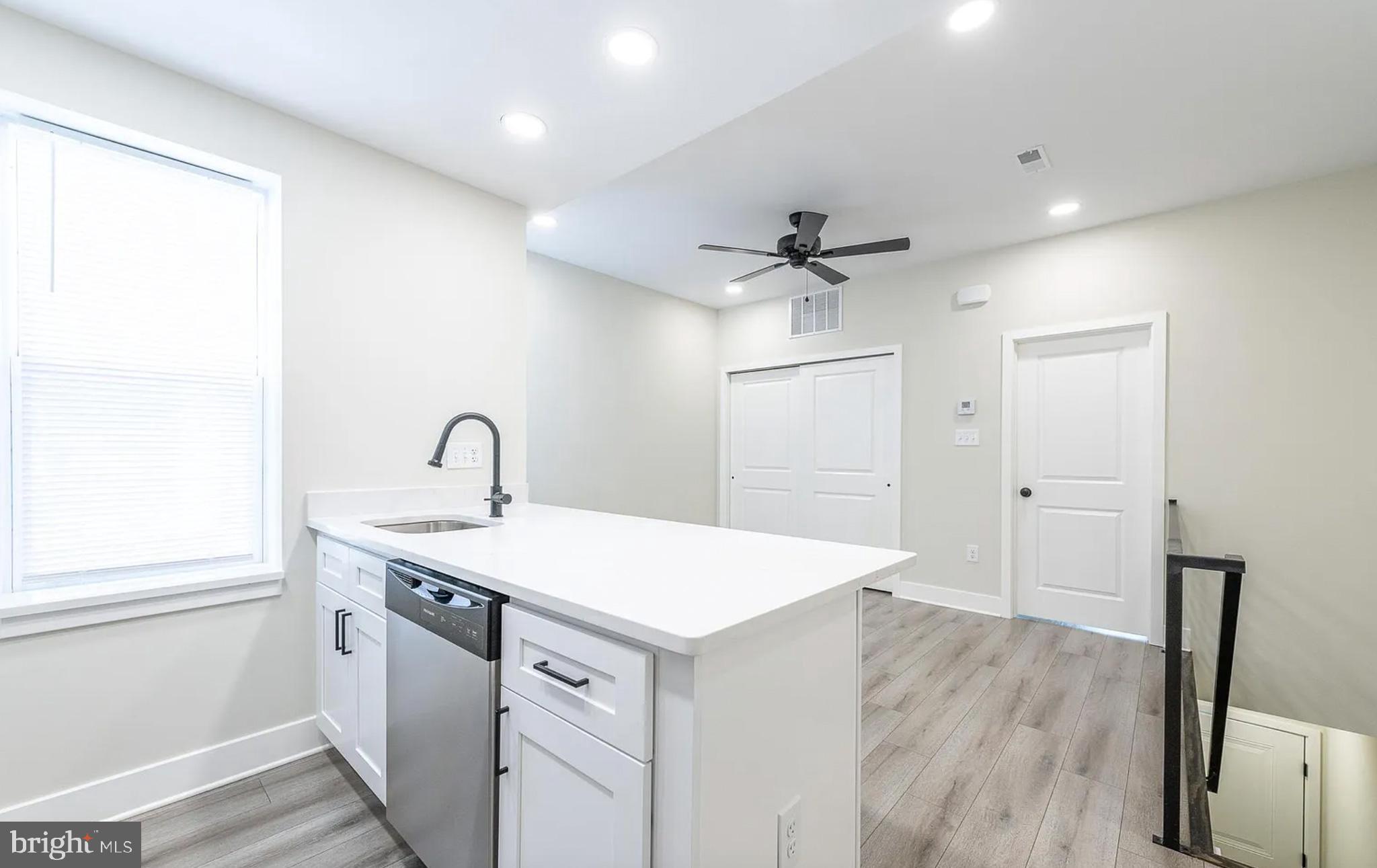 2020 S 16TH STREET UNIT B