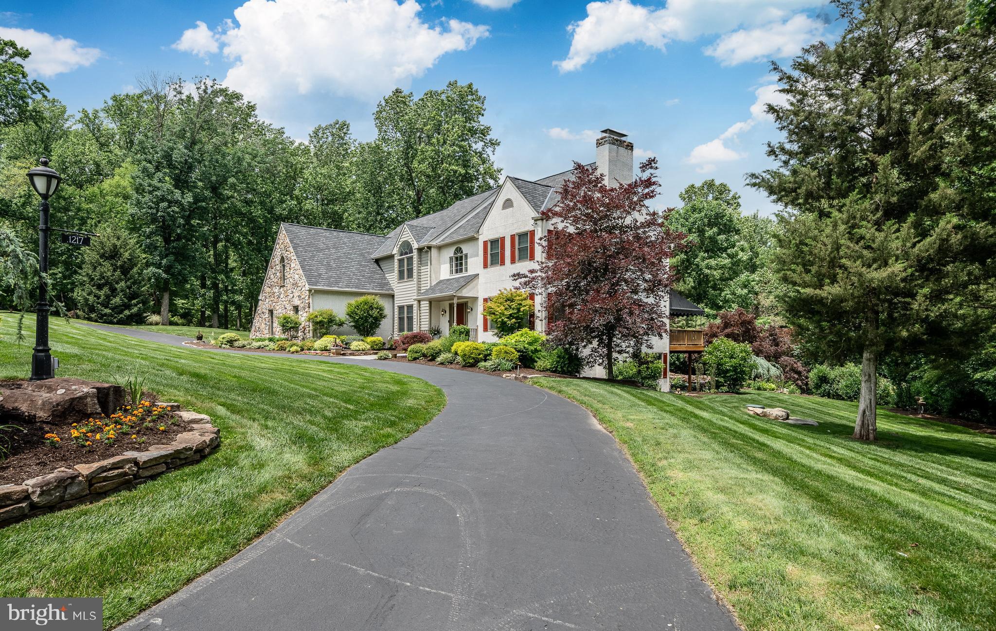 1217 TULLAMORE CIRCLE