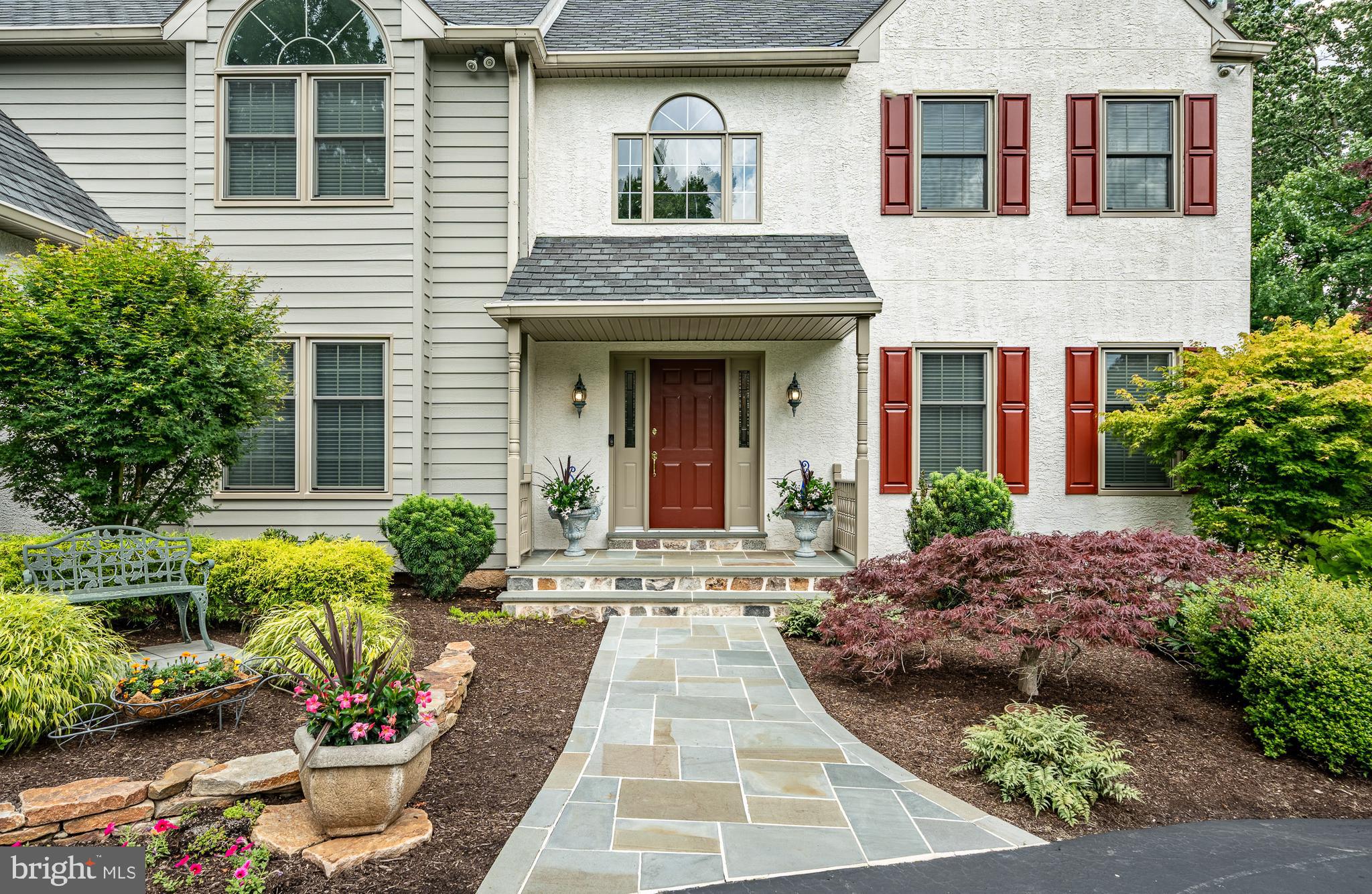 1217 TULLAMORE CIRCLE