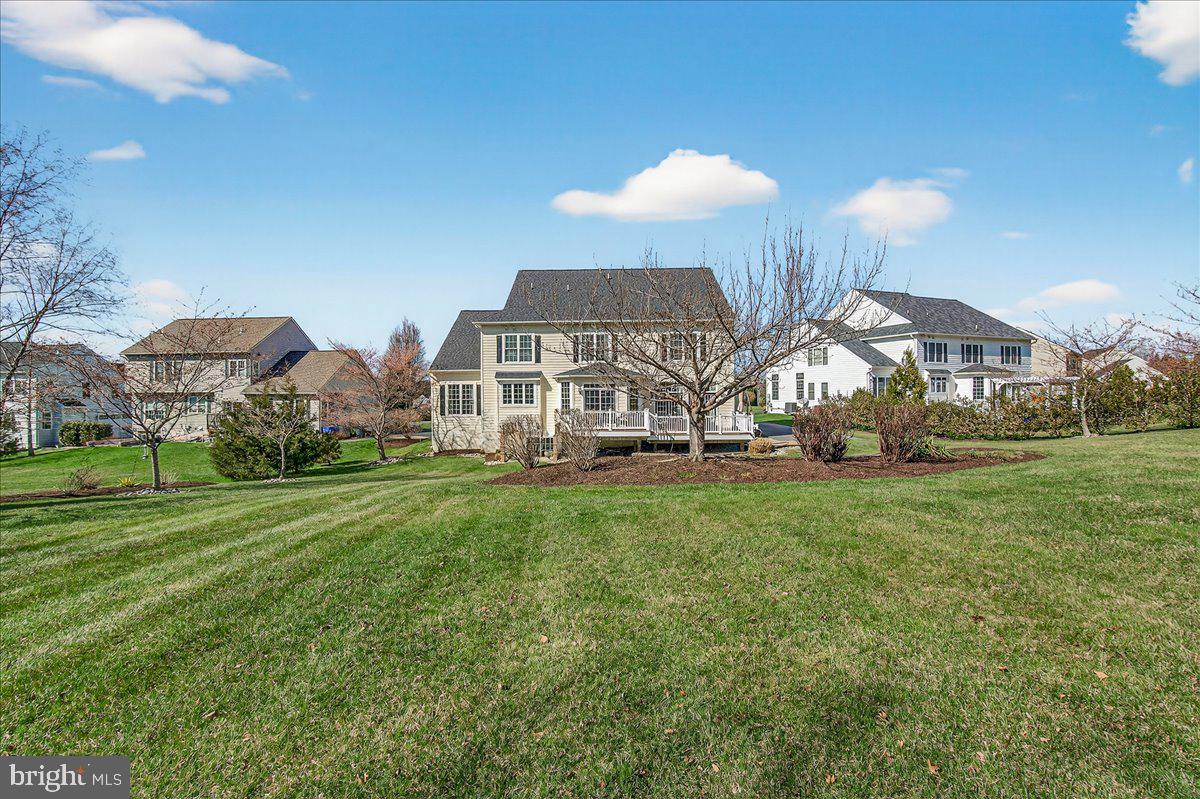 ROYAL OAKS - Residential