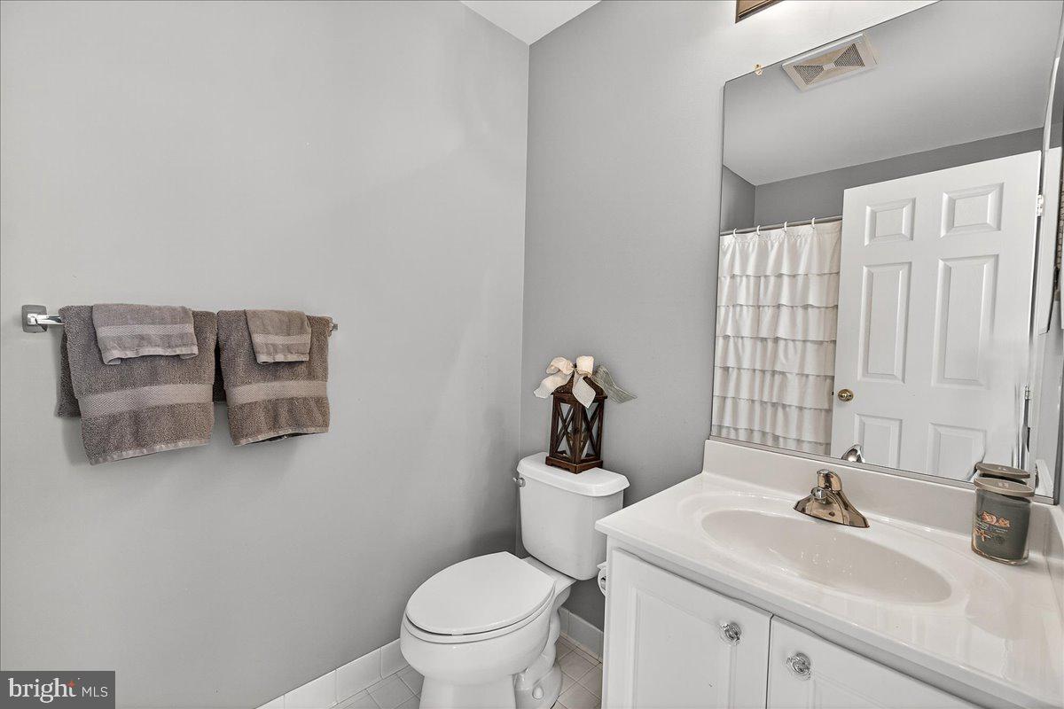 ROYAL OAKS - Residential