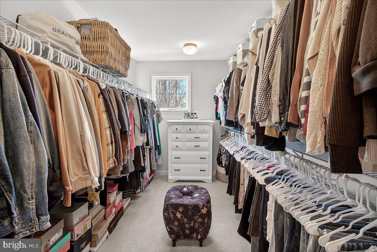 ROYAL OAKS - Residential