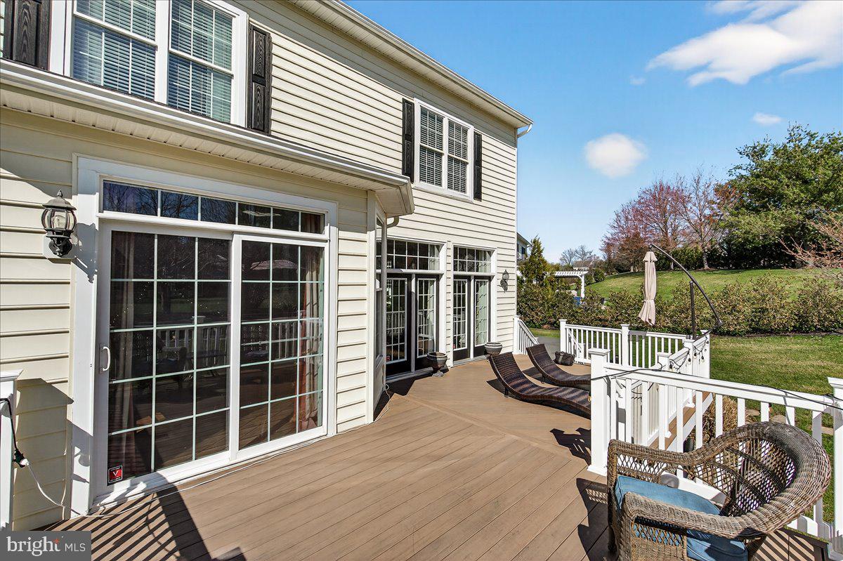 ROYAL OAKS - Residential