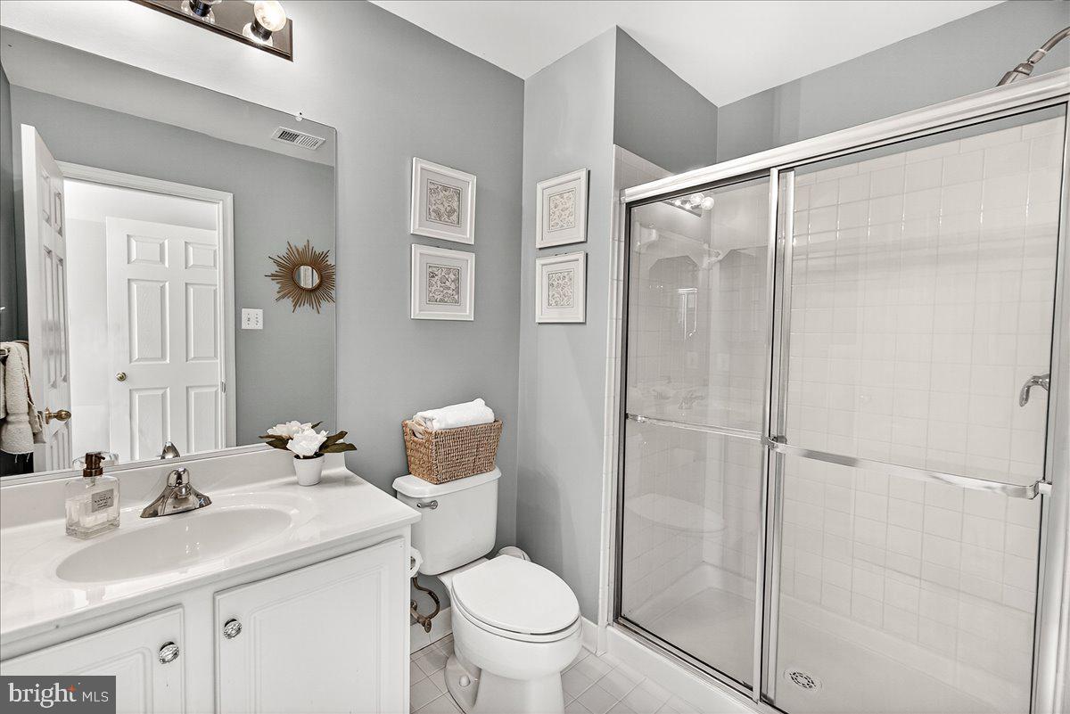 ROYAL OAKS - Residential