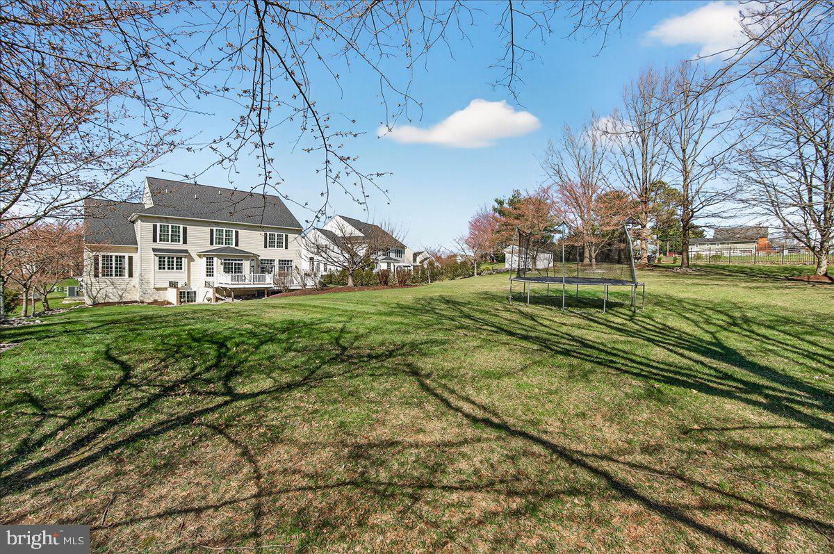 ROYAL OAKS - Residential