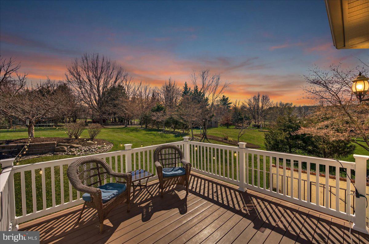 ROYAL OAKS - Residential