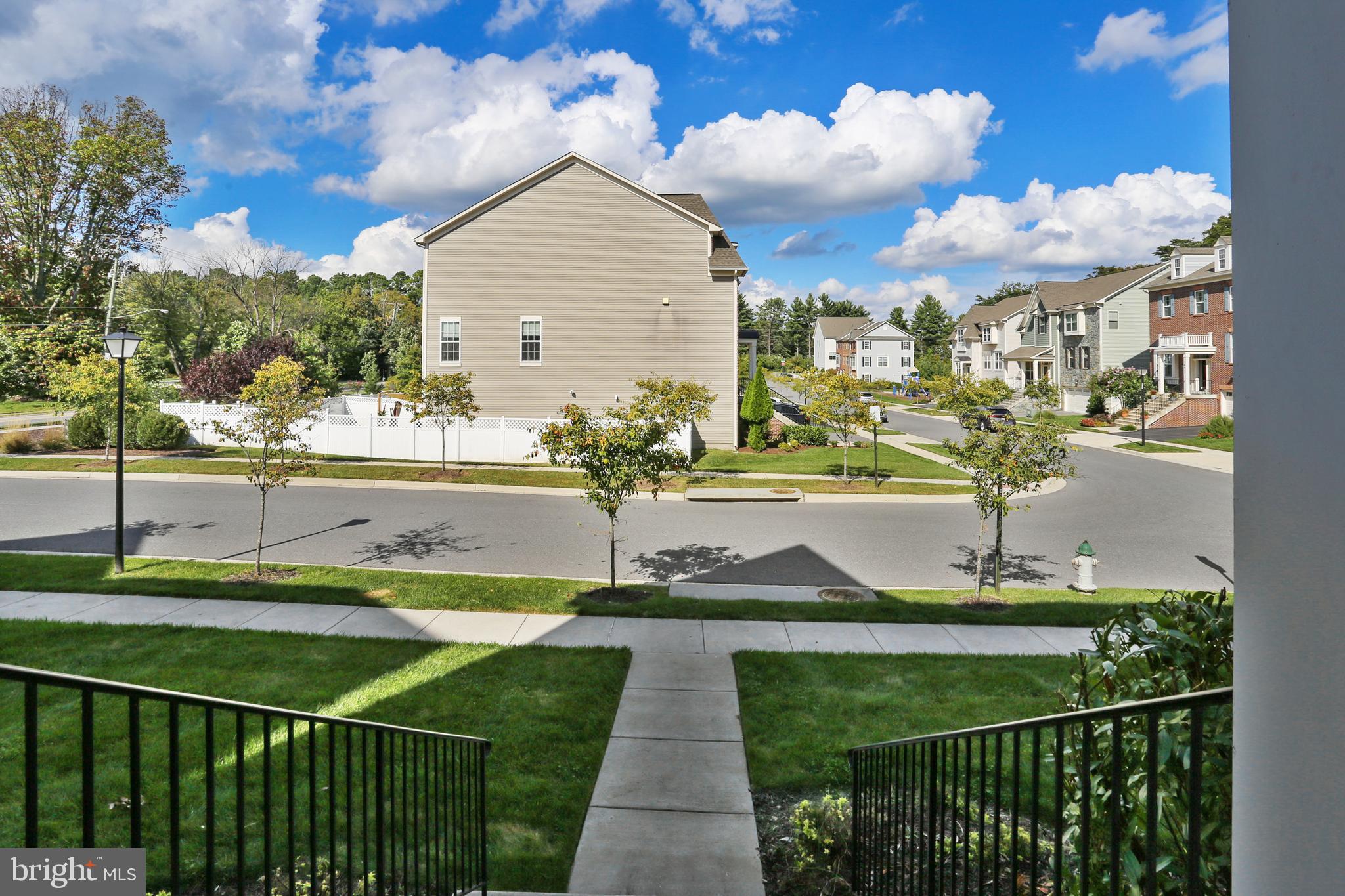 LAYHILL OVERLOOK - Residential Lease