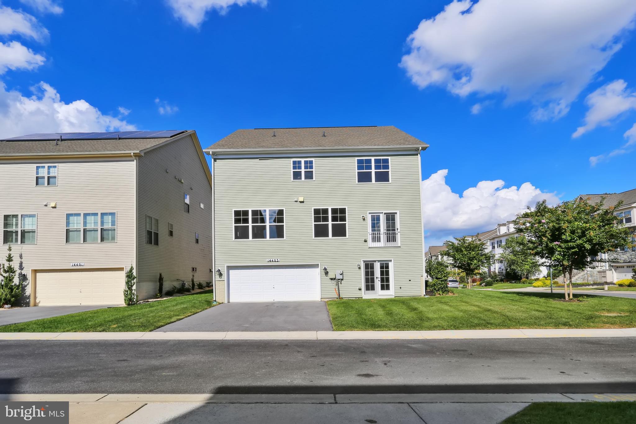 LAYHILL OVERLOOK - Residential Lease