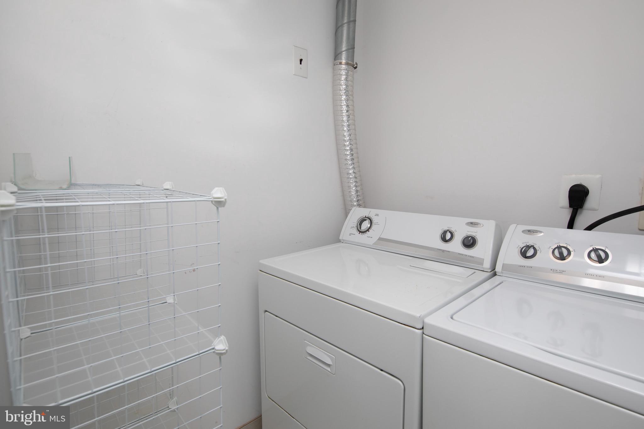 LOGAN SQUARE - Residential Lease