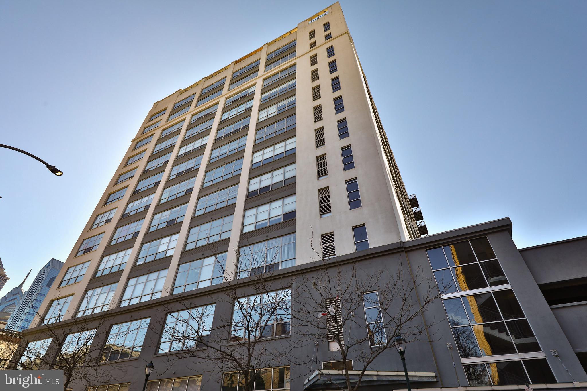 LOGAN SQUARE - Residential Lease