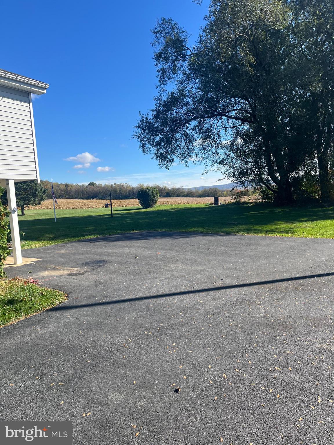 8640 POSSUM HOLLOW ROAD