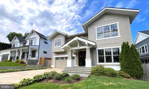 10004 WILDWOOD ROAD KENSINGTON MD 20895