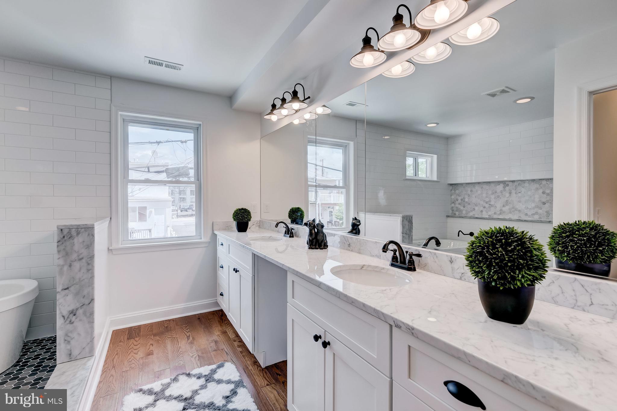 BREWERS HILL - Residential