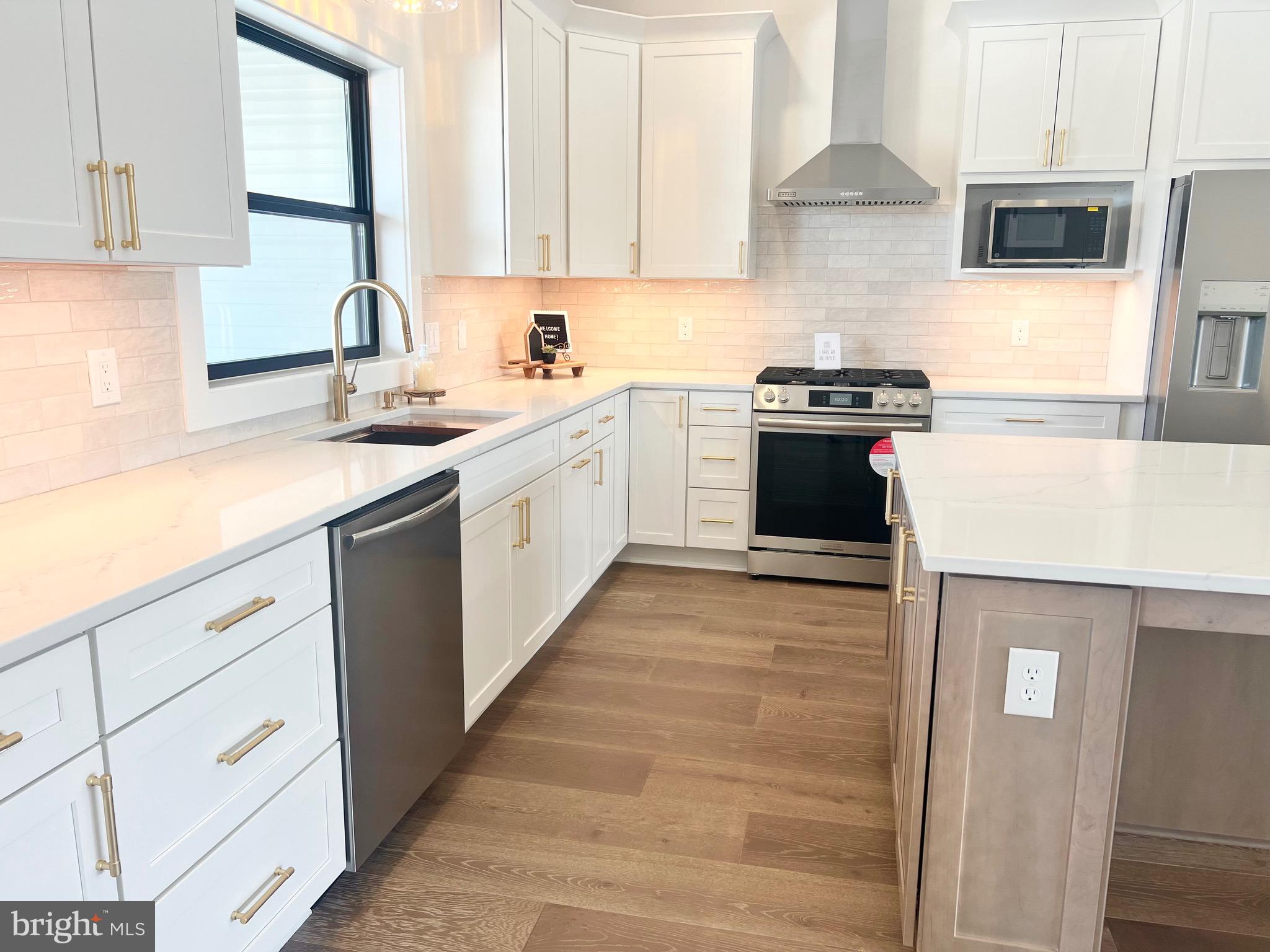 3651 HANOVER PIKE