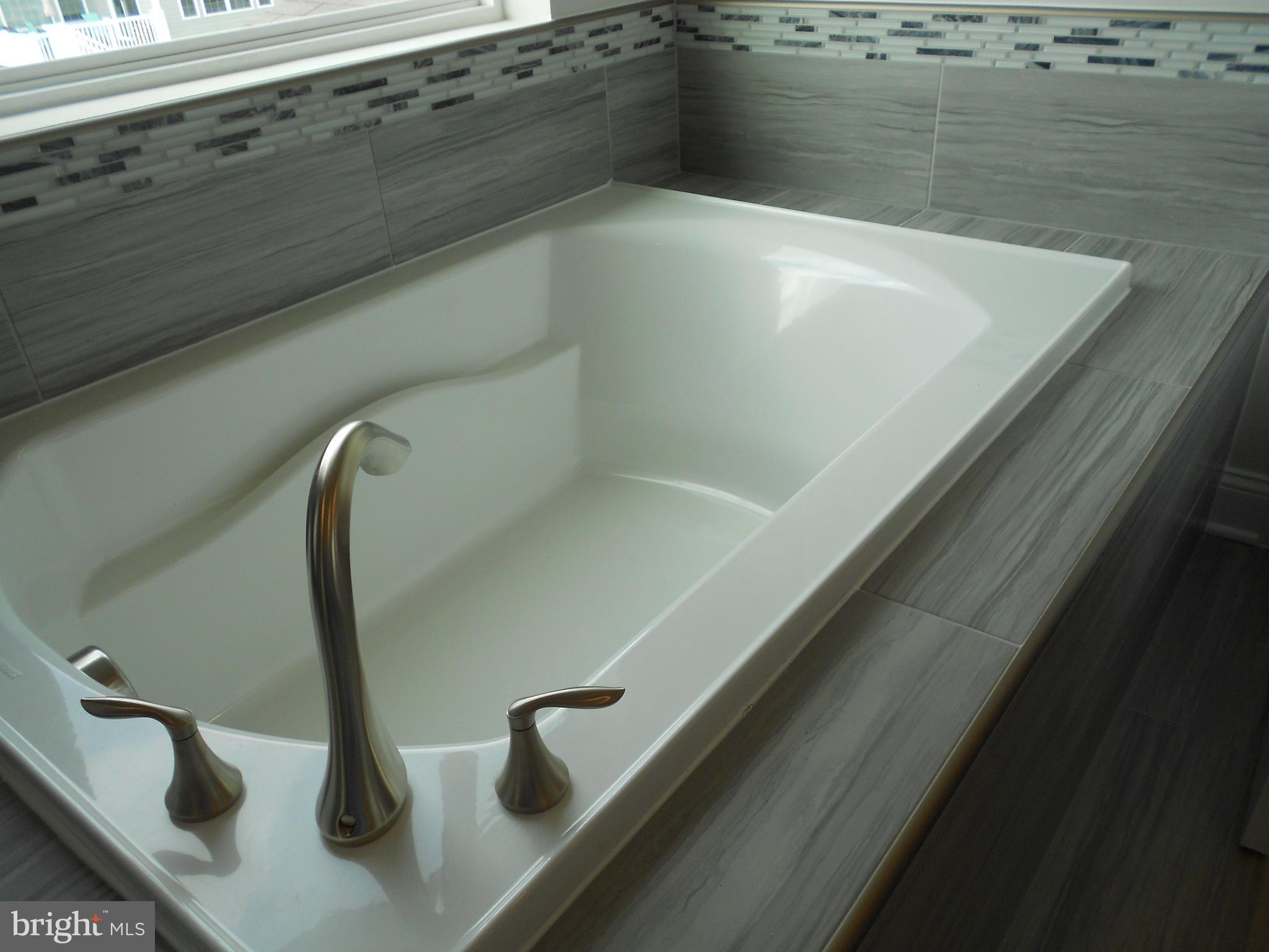 BEECH CREEK - Residential