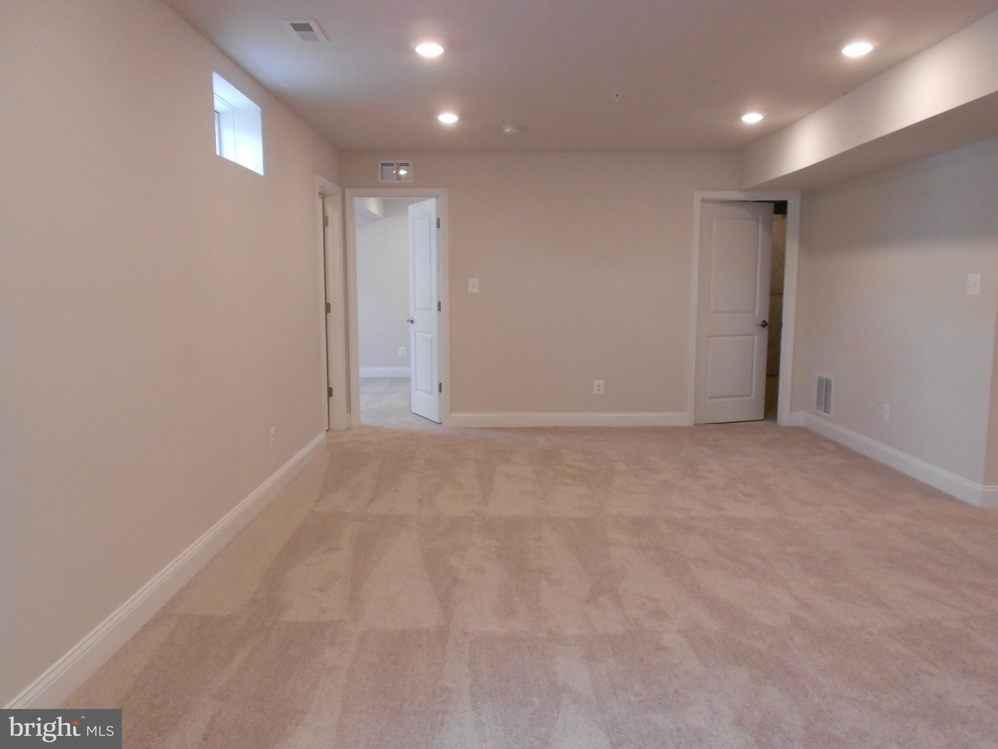 BEECH CREEK - Residential