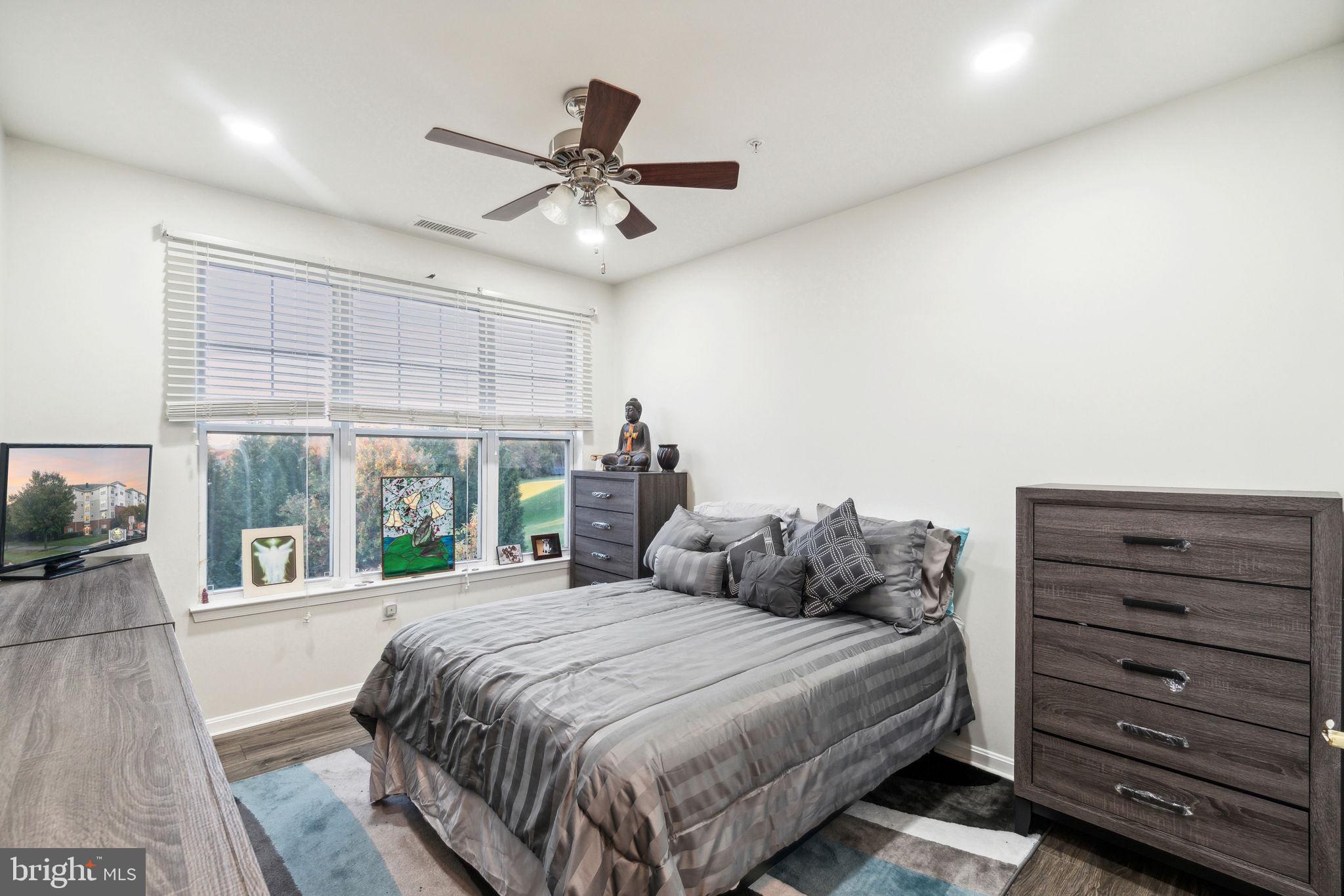 KINGS OVERLOOK - Residential