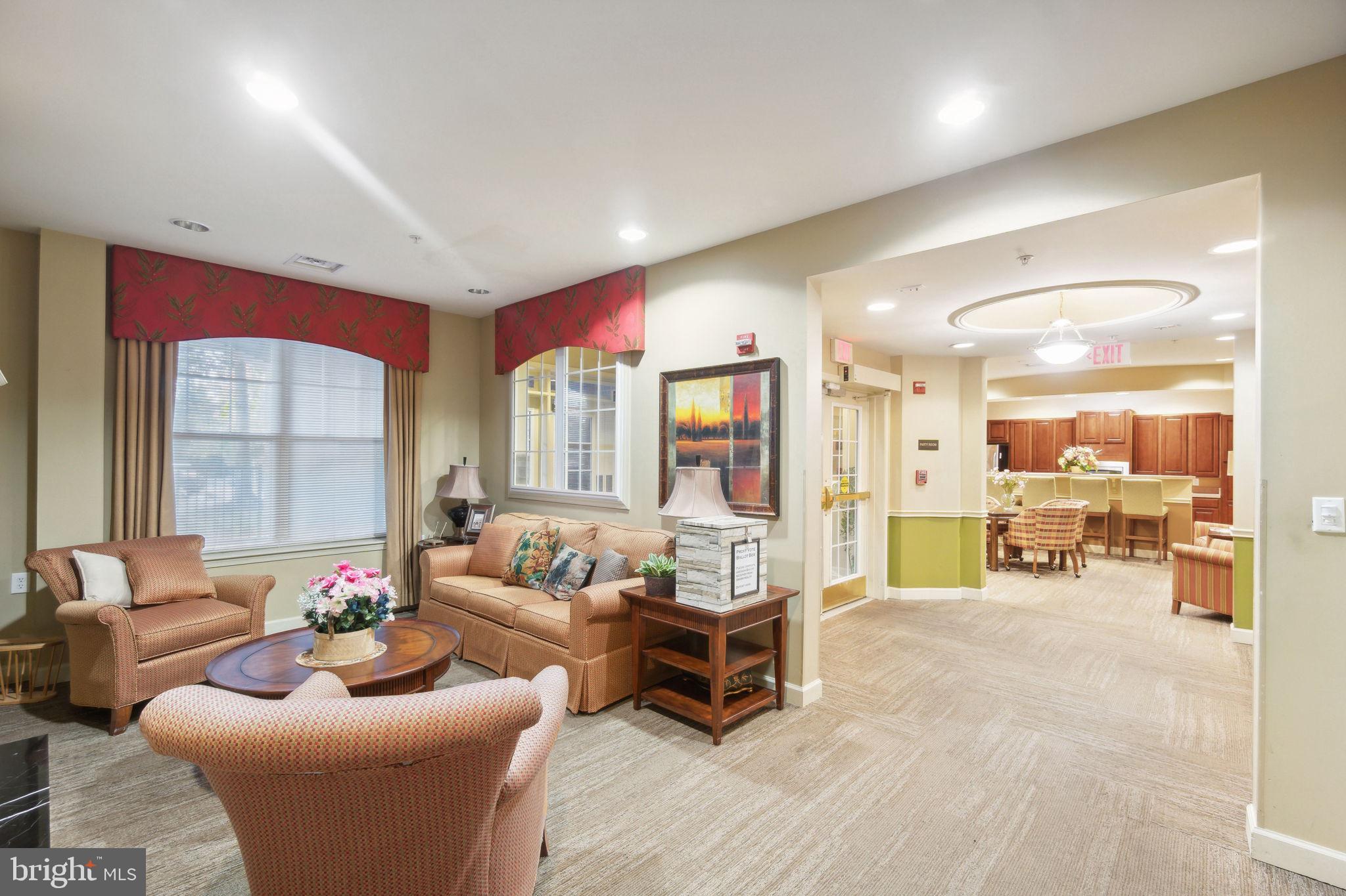 KINGS OVERLOOK - Residential