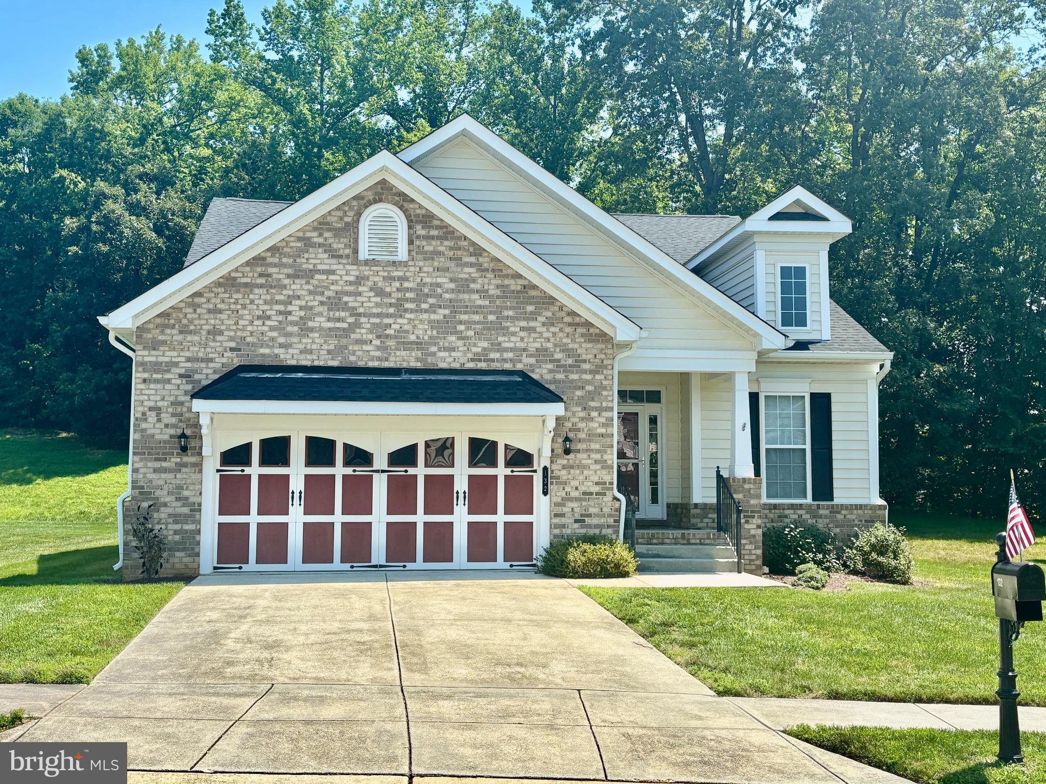 HAWTHORNE GREENE - Residential