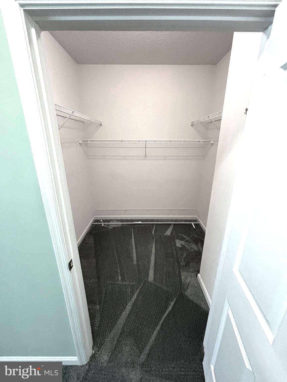 HAWTHORNE GREENE - Residential